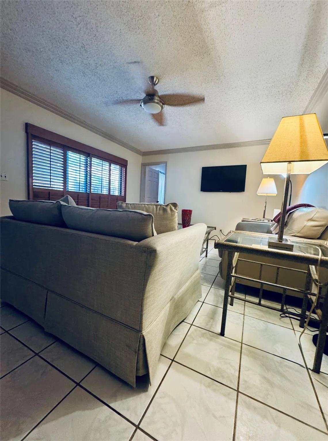 11873 SW 8th Ct