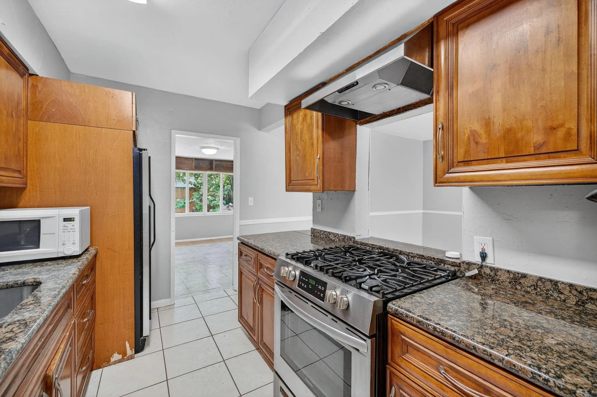 2248 SW 14th Ct
