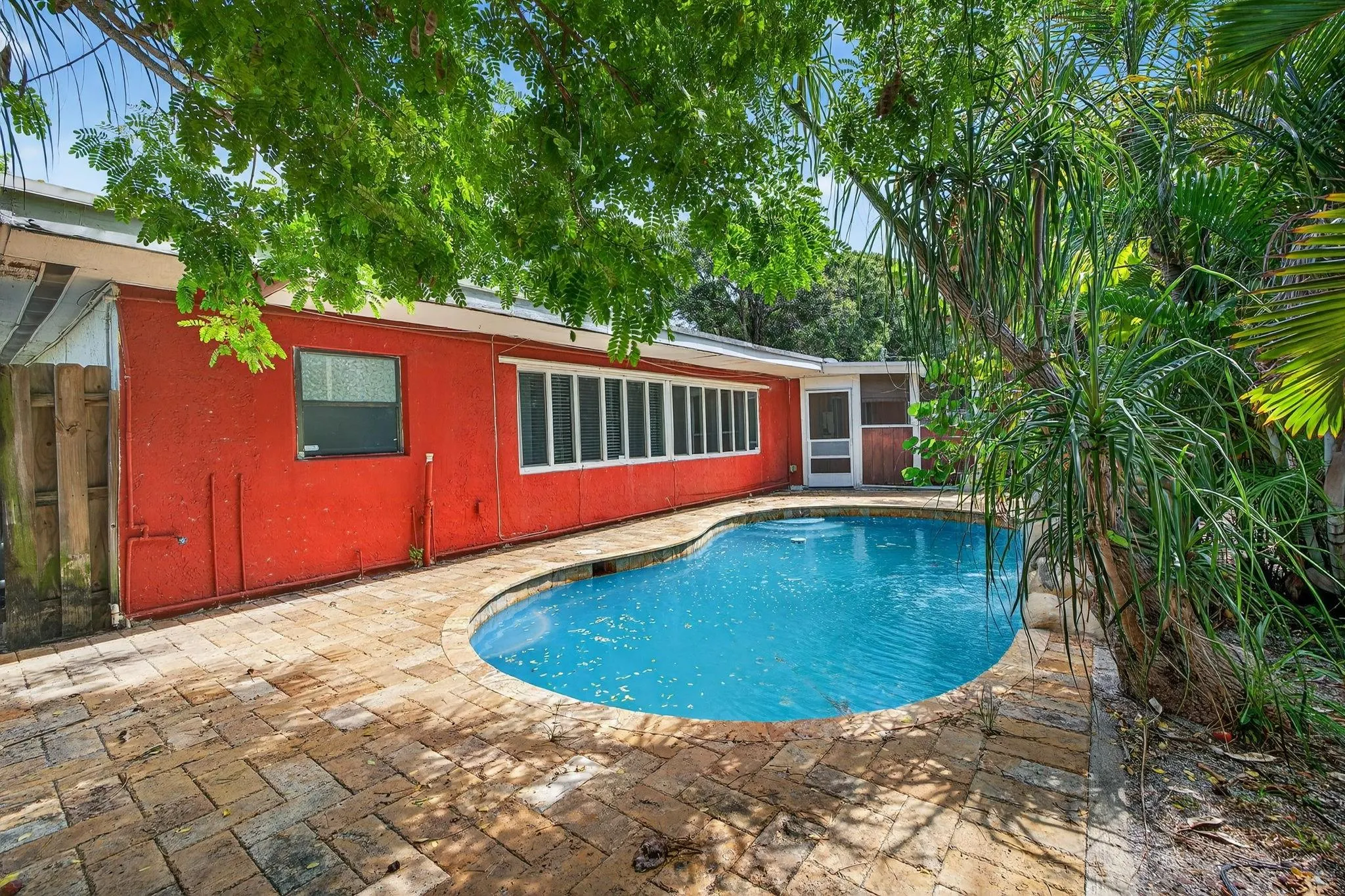 2248 SW 14th Ct