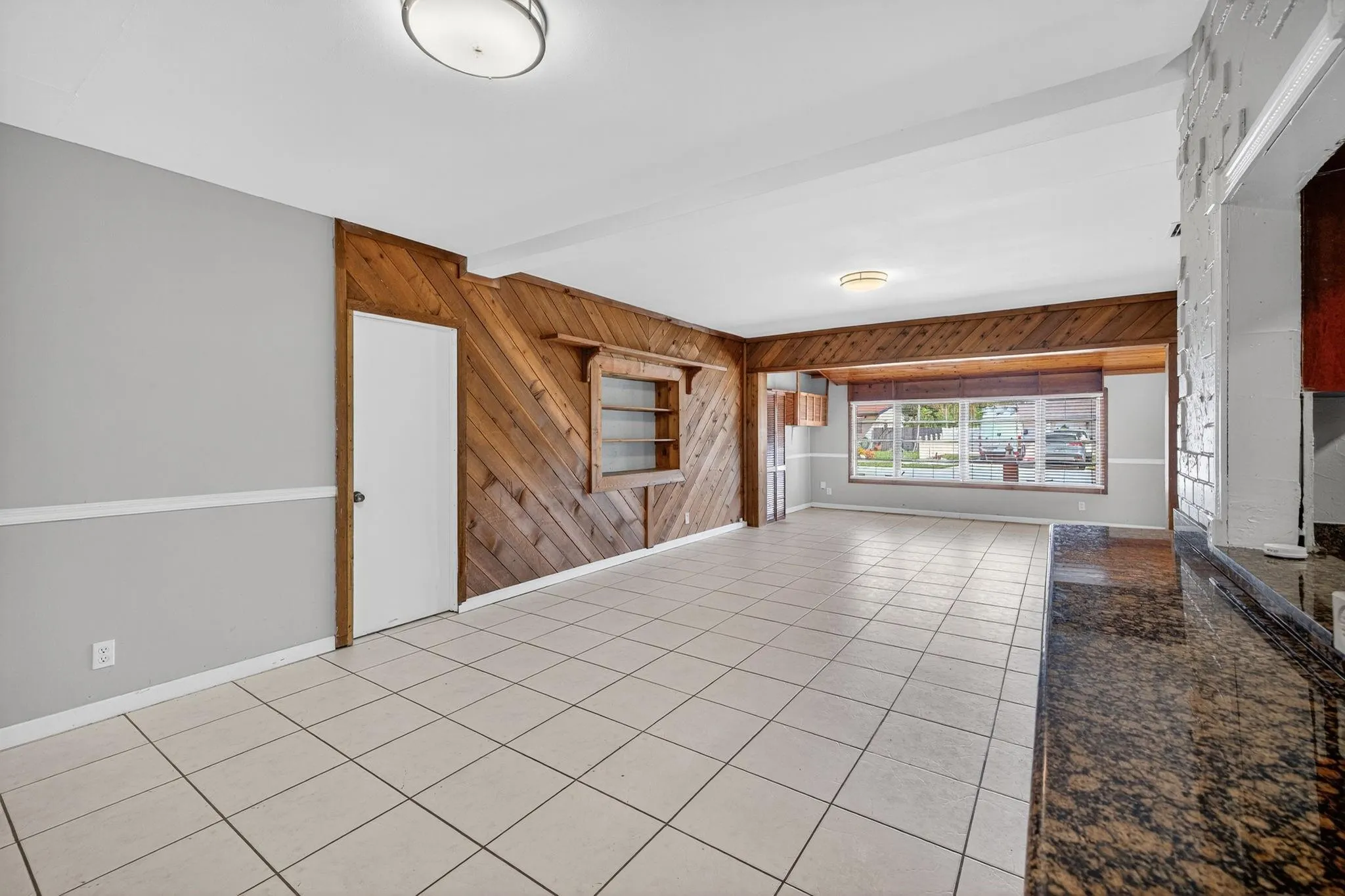 2248 SW 14th Ct