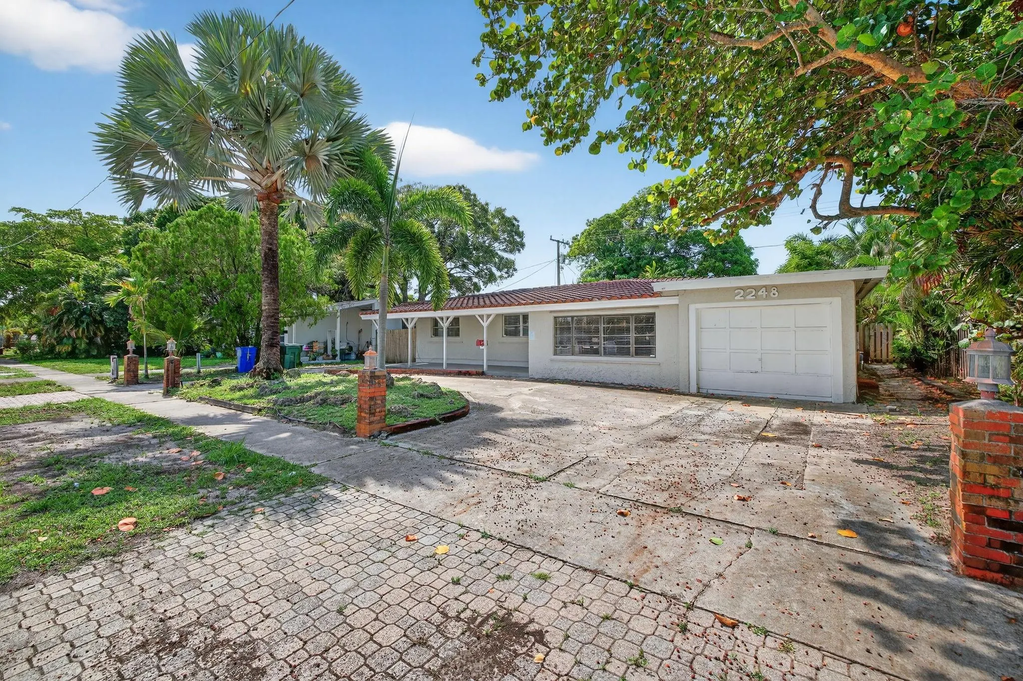 2248 SW 14th Ct