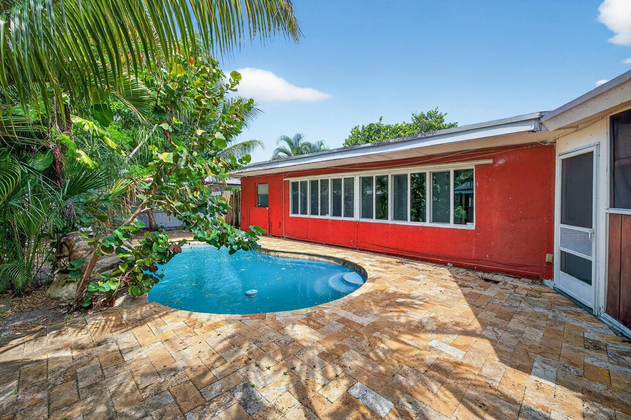 2248 SW 14th Ct