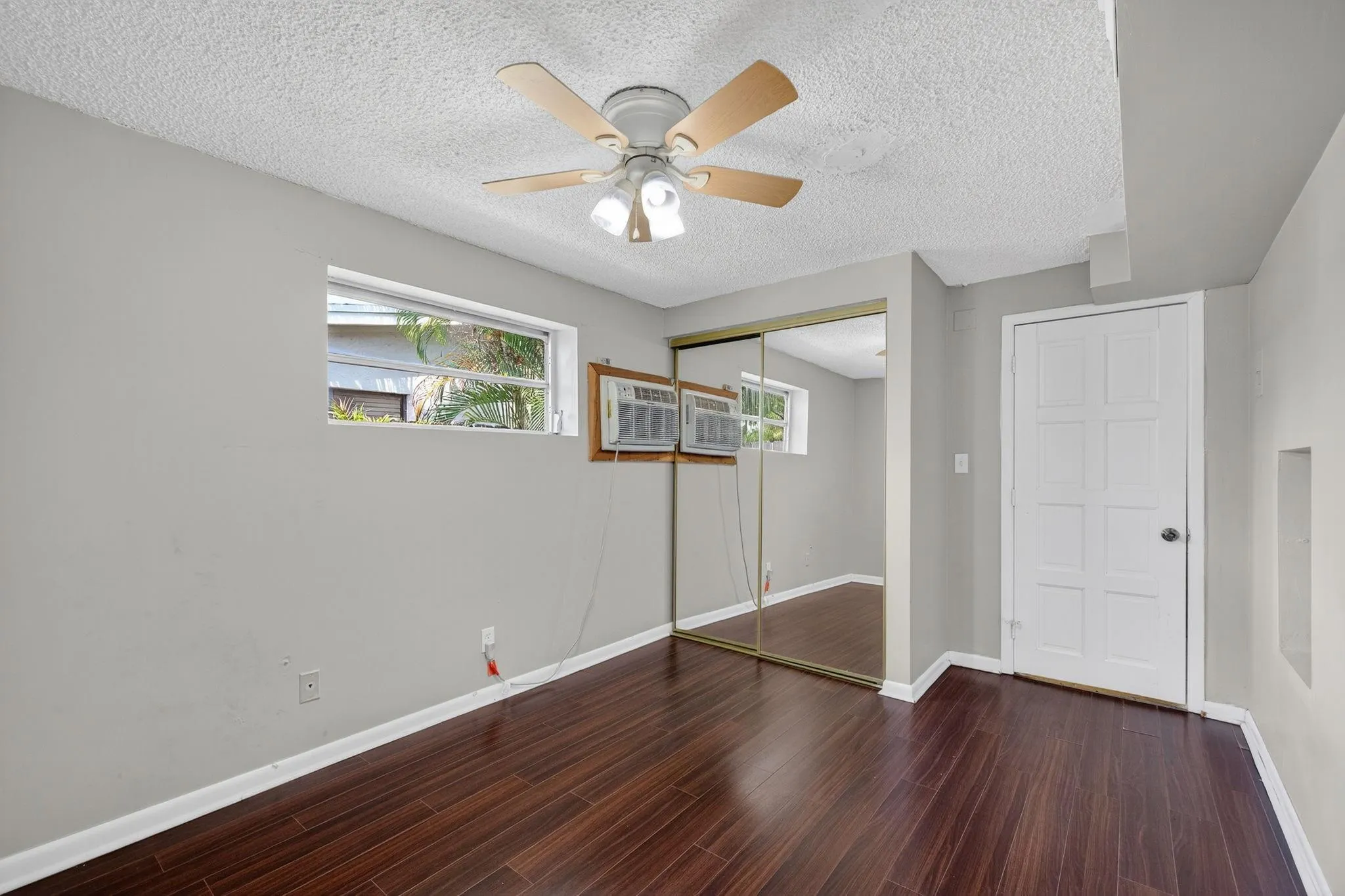 2248 SW 14th Ct