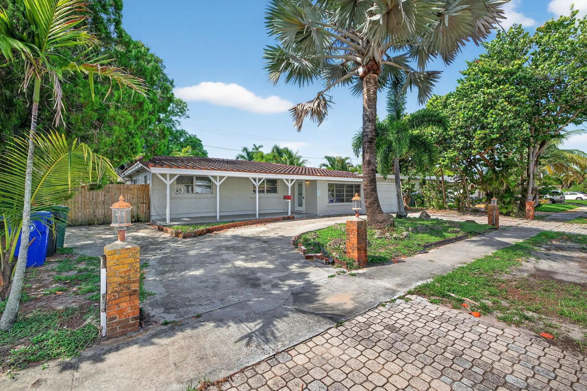 2248 SW 14th Ct
