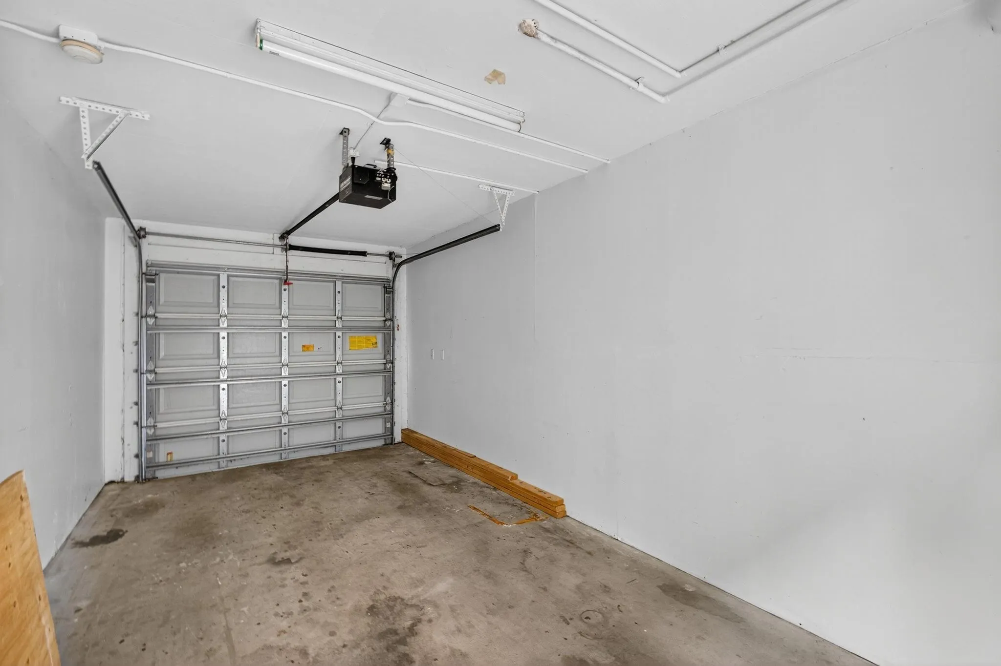 1010 Lake Shore Dr, #201
