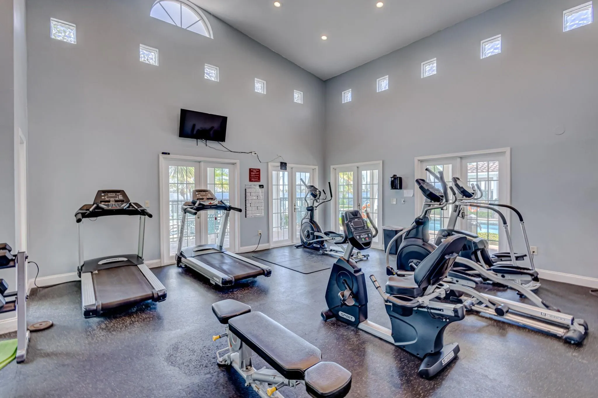 1010 Lake Shore Dr, #201