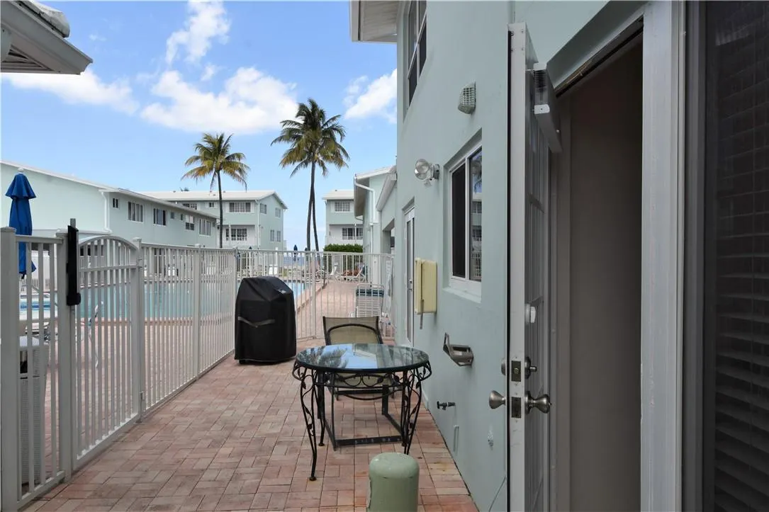 5400 N Ocean Blvd, #31