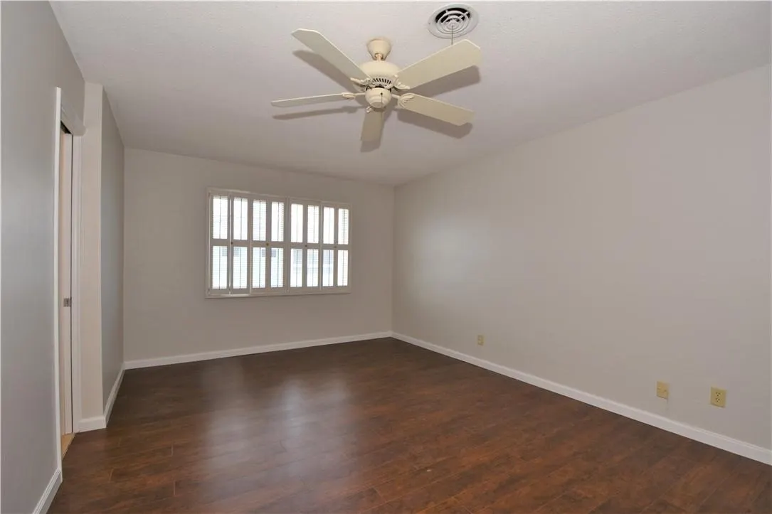5400 N Ocean Blvd, #31