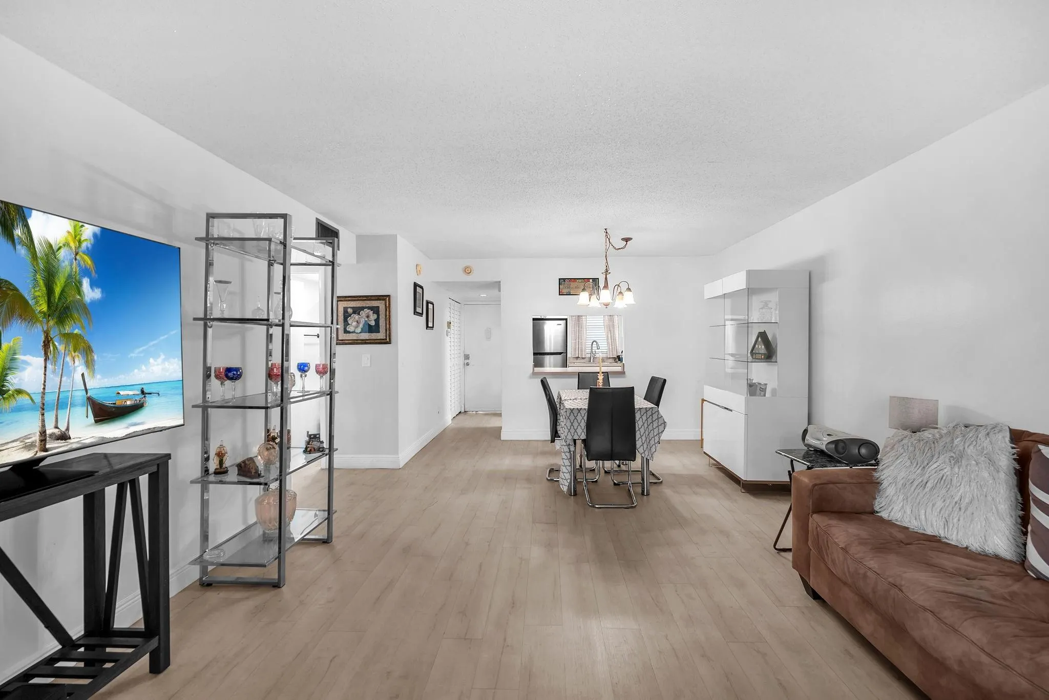 12025 W Greenway Drive, #104