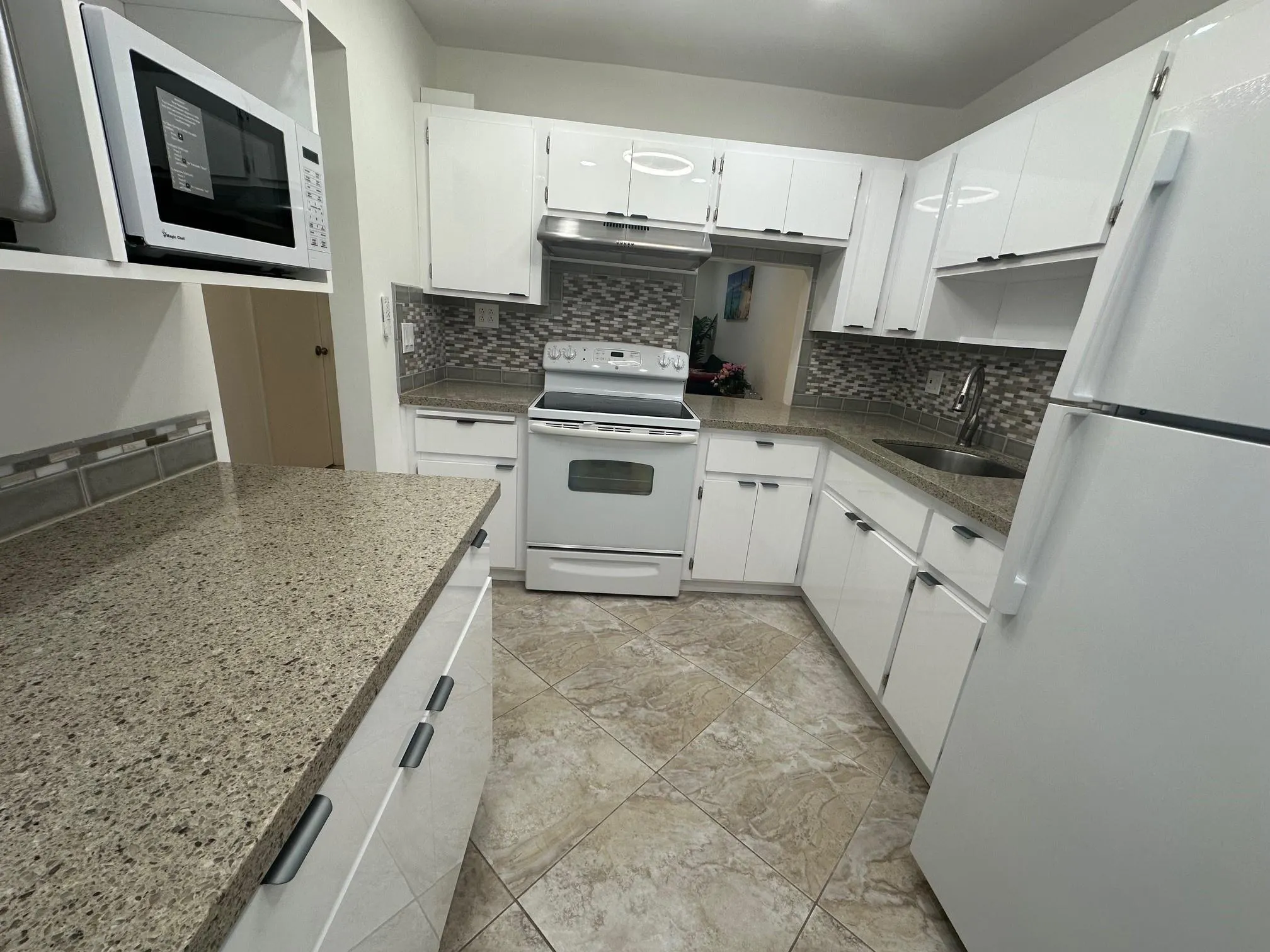 2309 Park Ln, #105