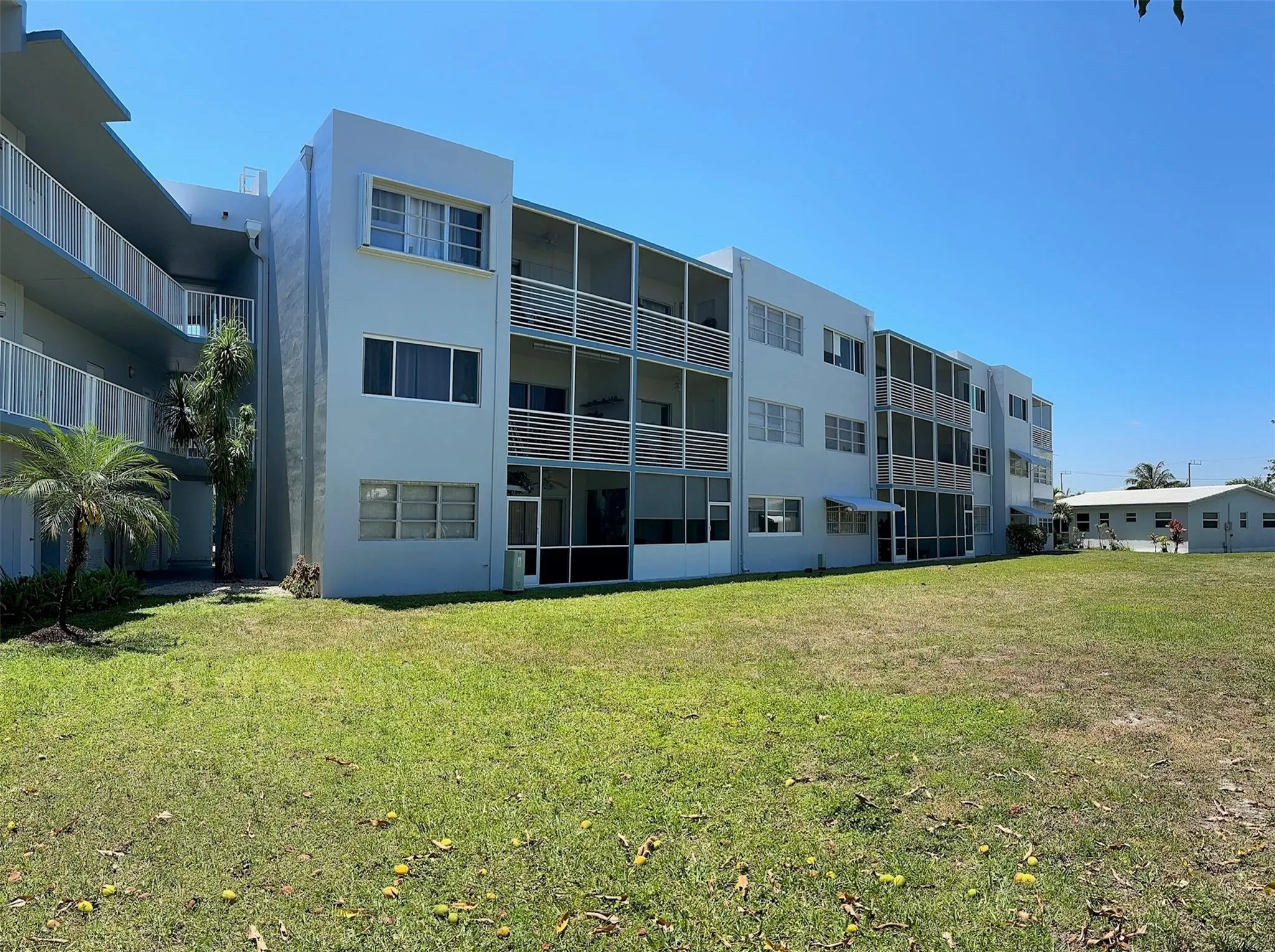 2309 Park Ln, #105