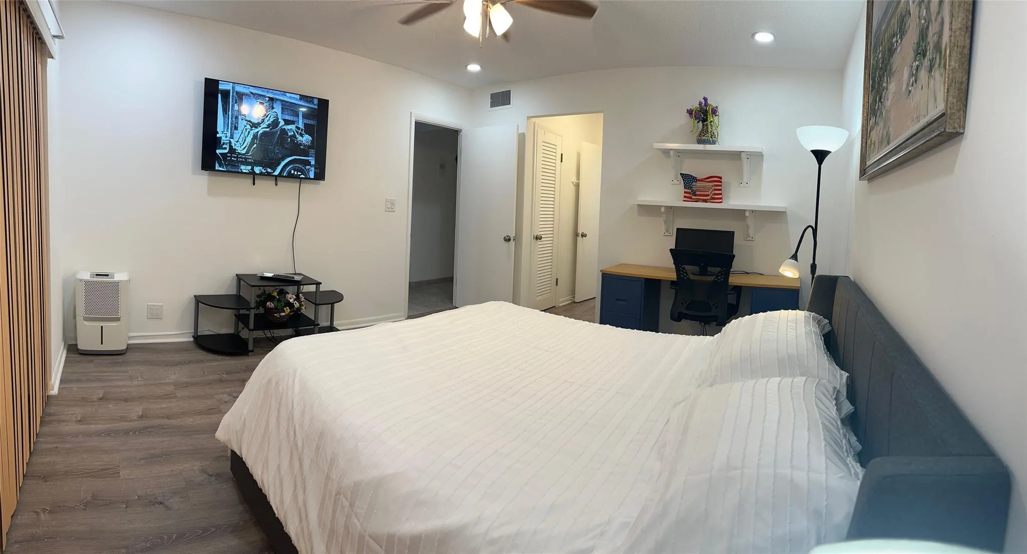 2309 Park Ln, #105
