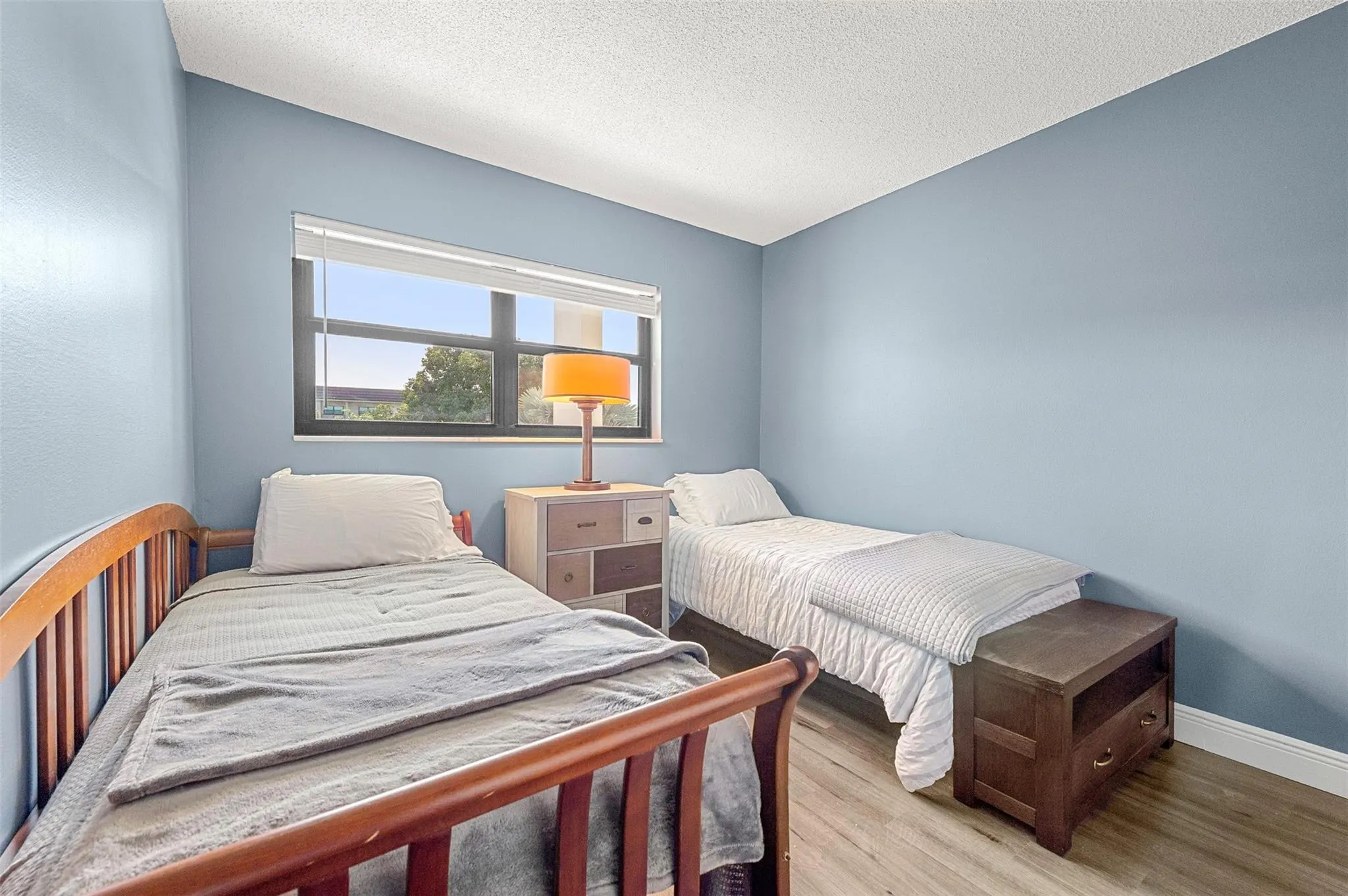 1000 River Reach Dr, #402