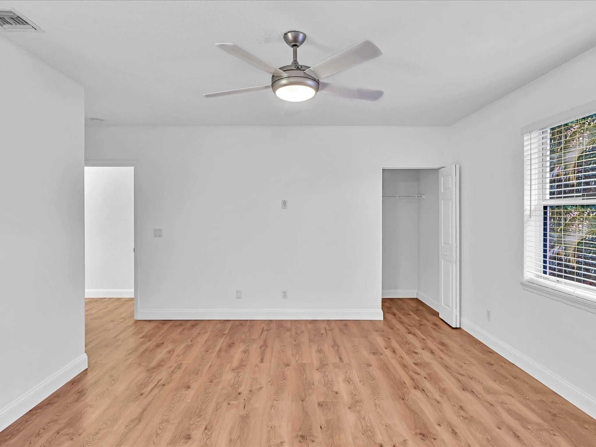 812 SE 4th Court