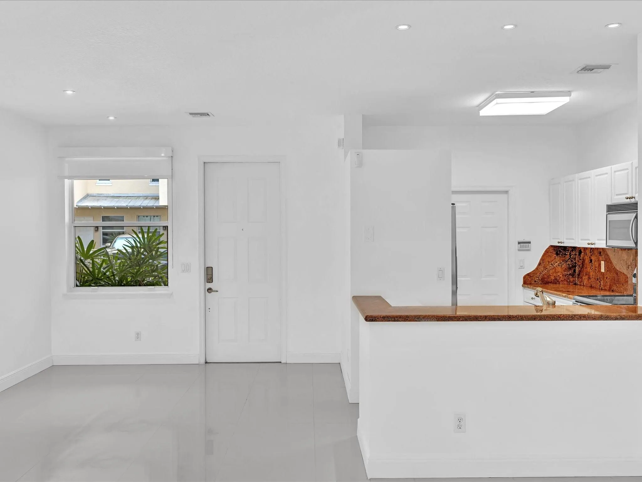 812 SE 4th Court