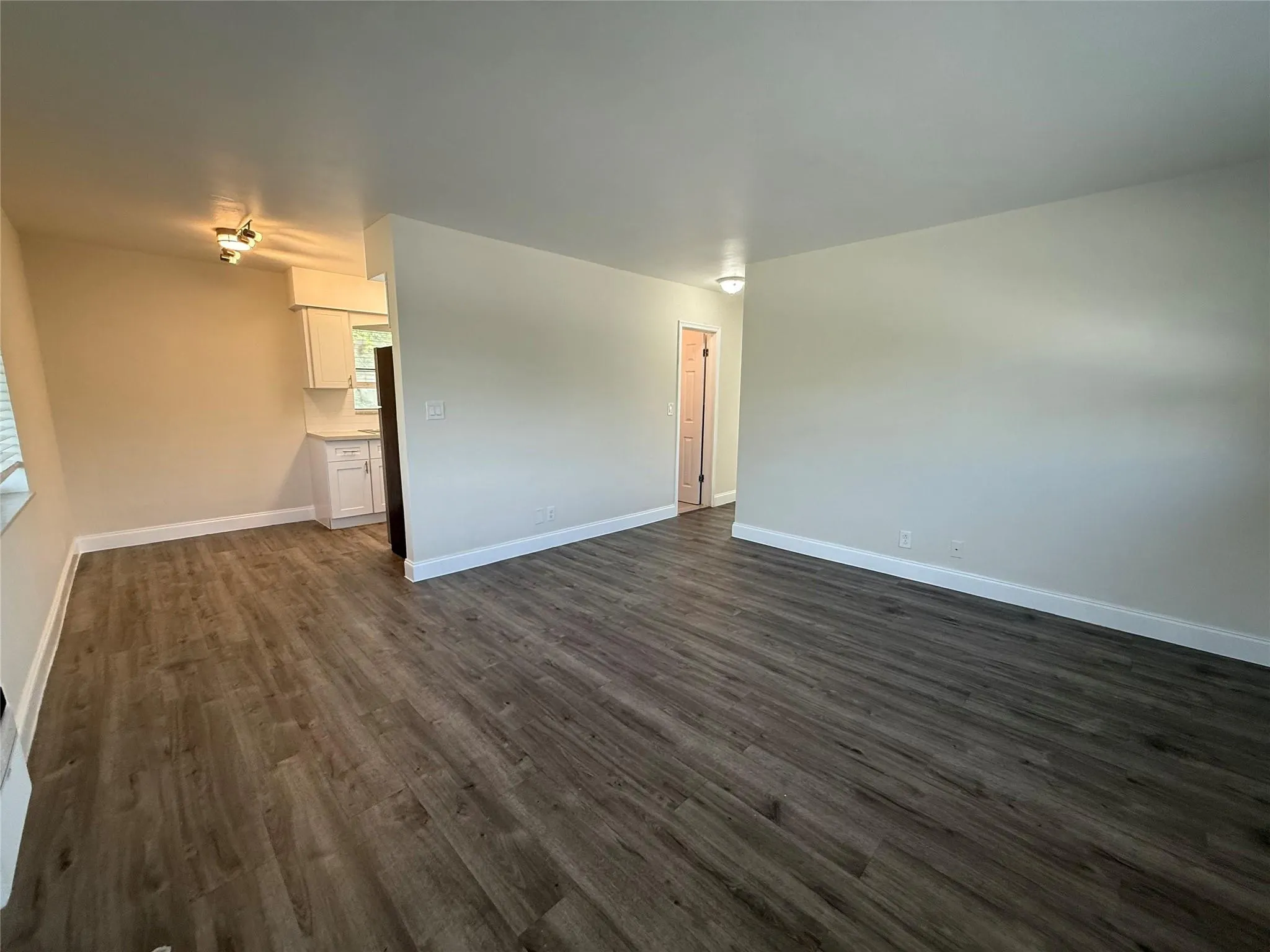 700 SE 13th St, #10