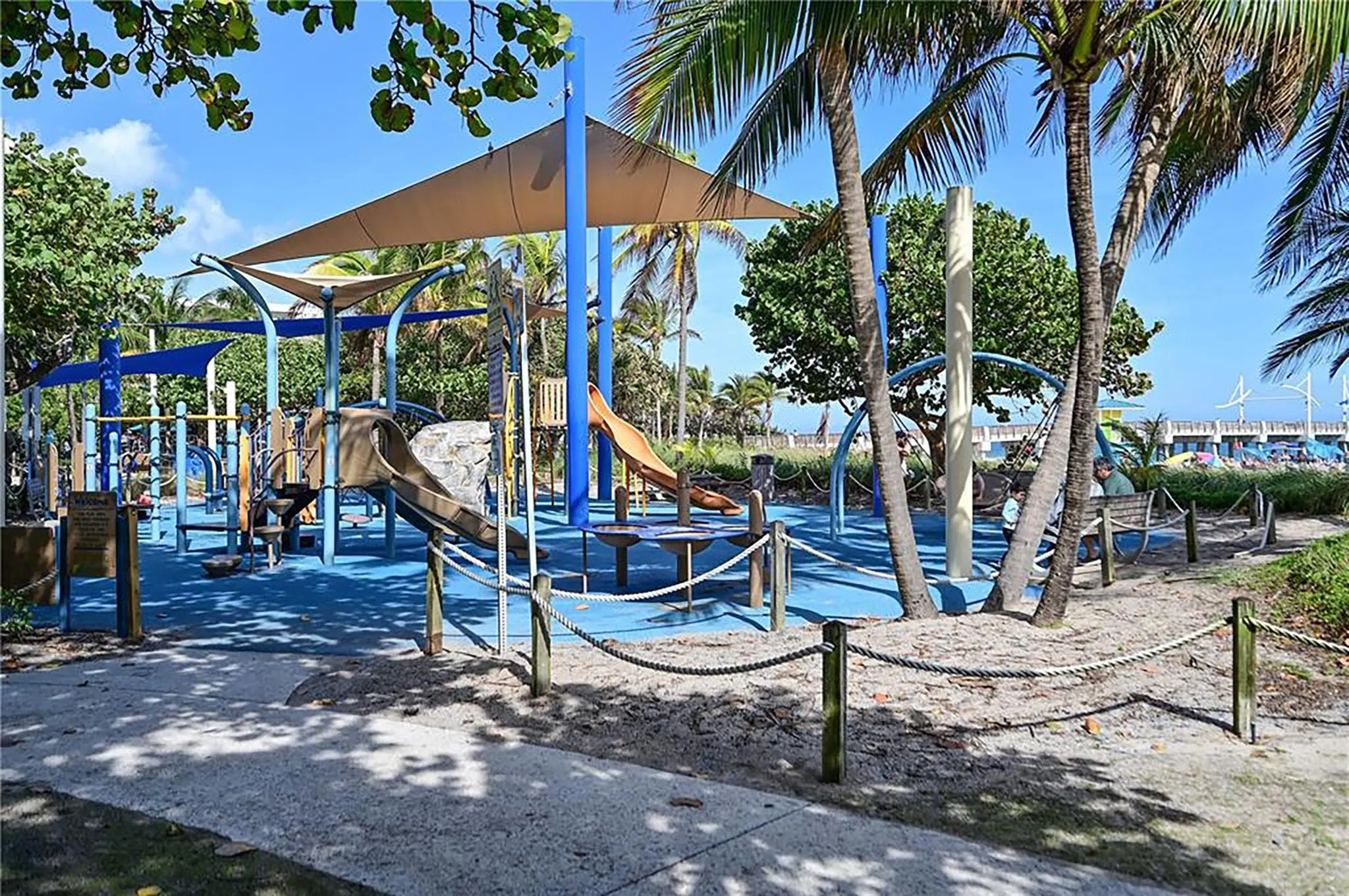 525 N Ocean Blvd, #1415