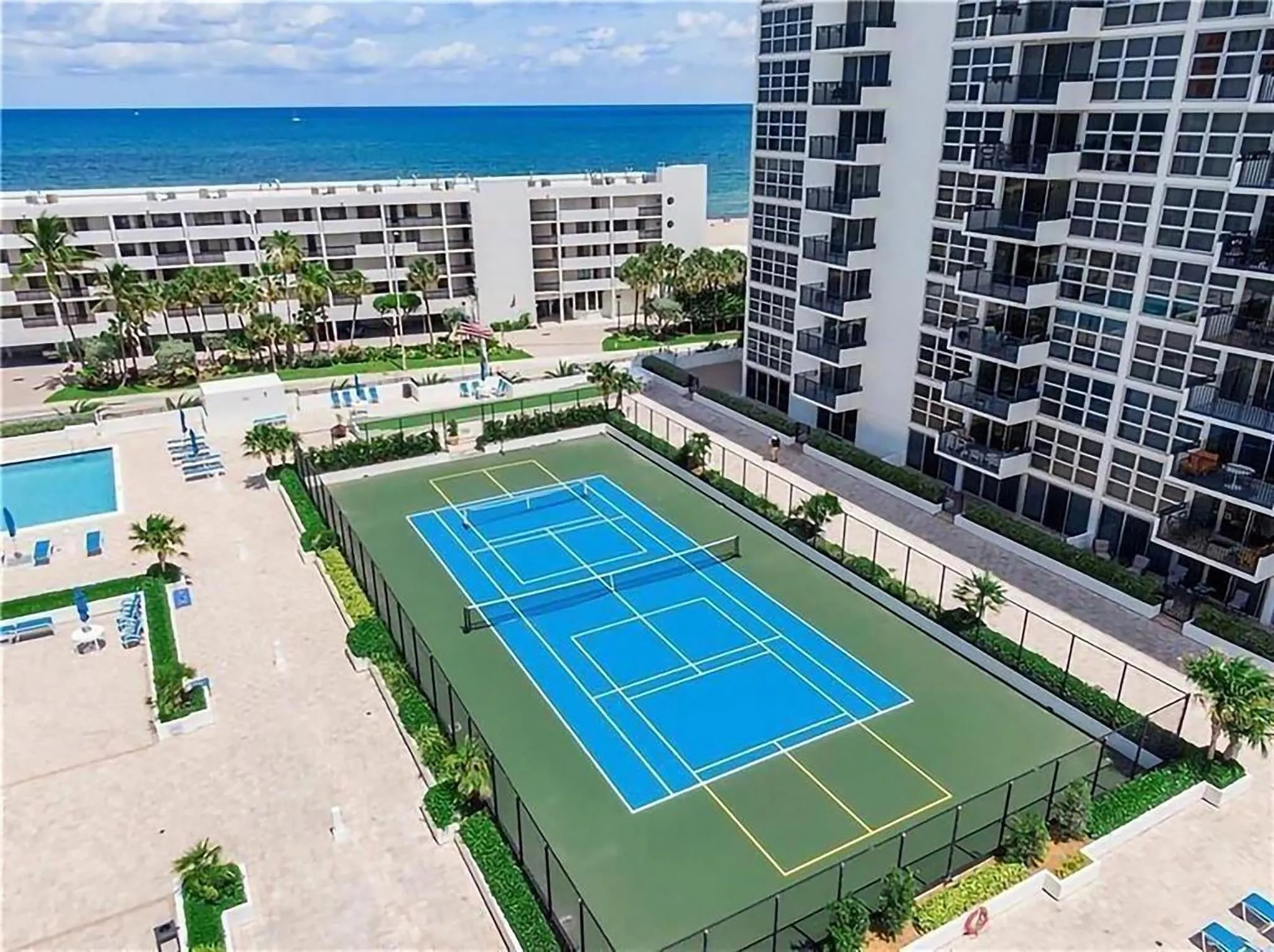 525 N Ocean Blvd, #1415