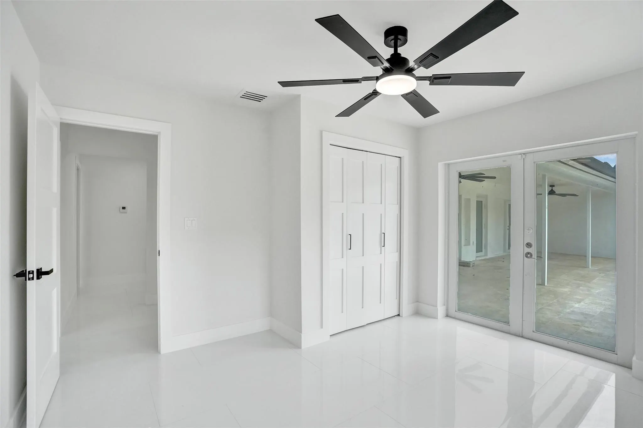 2615 NW 9th Ter