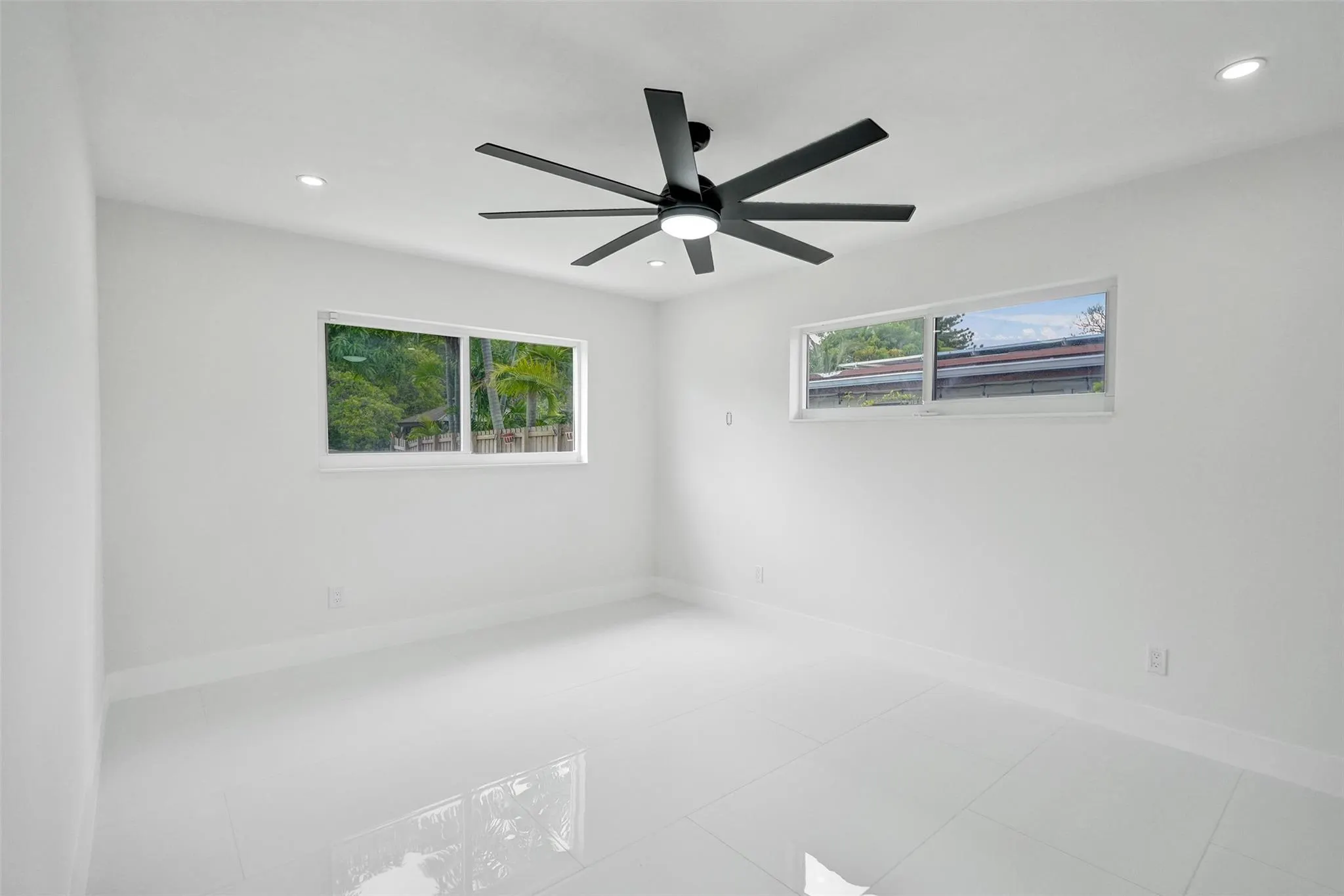 2615 NW 9th Ter