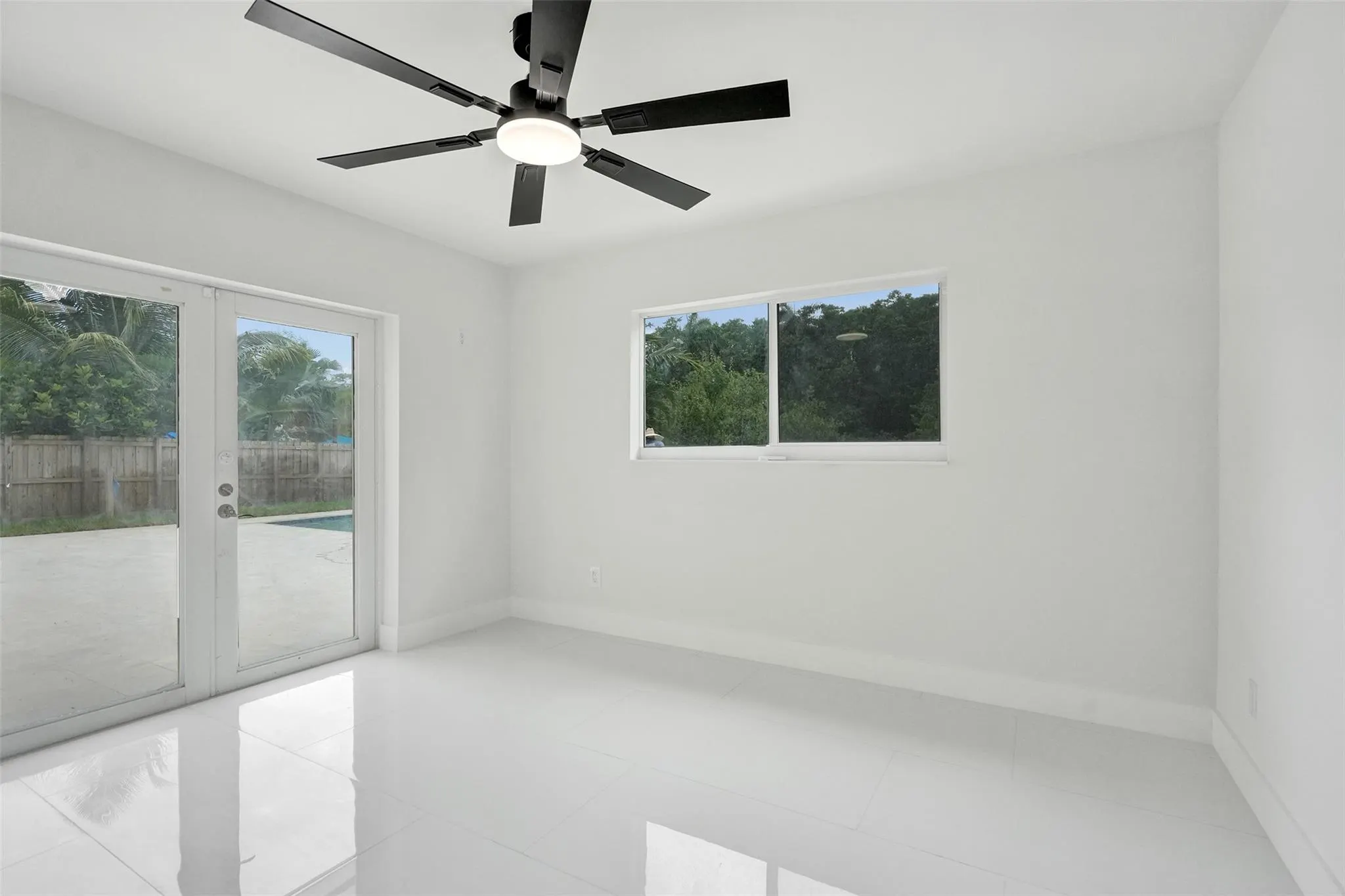 2615 NW 9th Ter