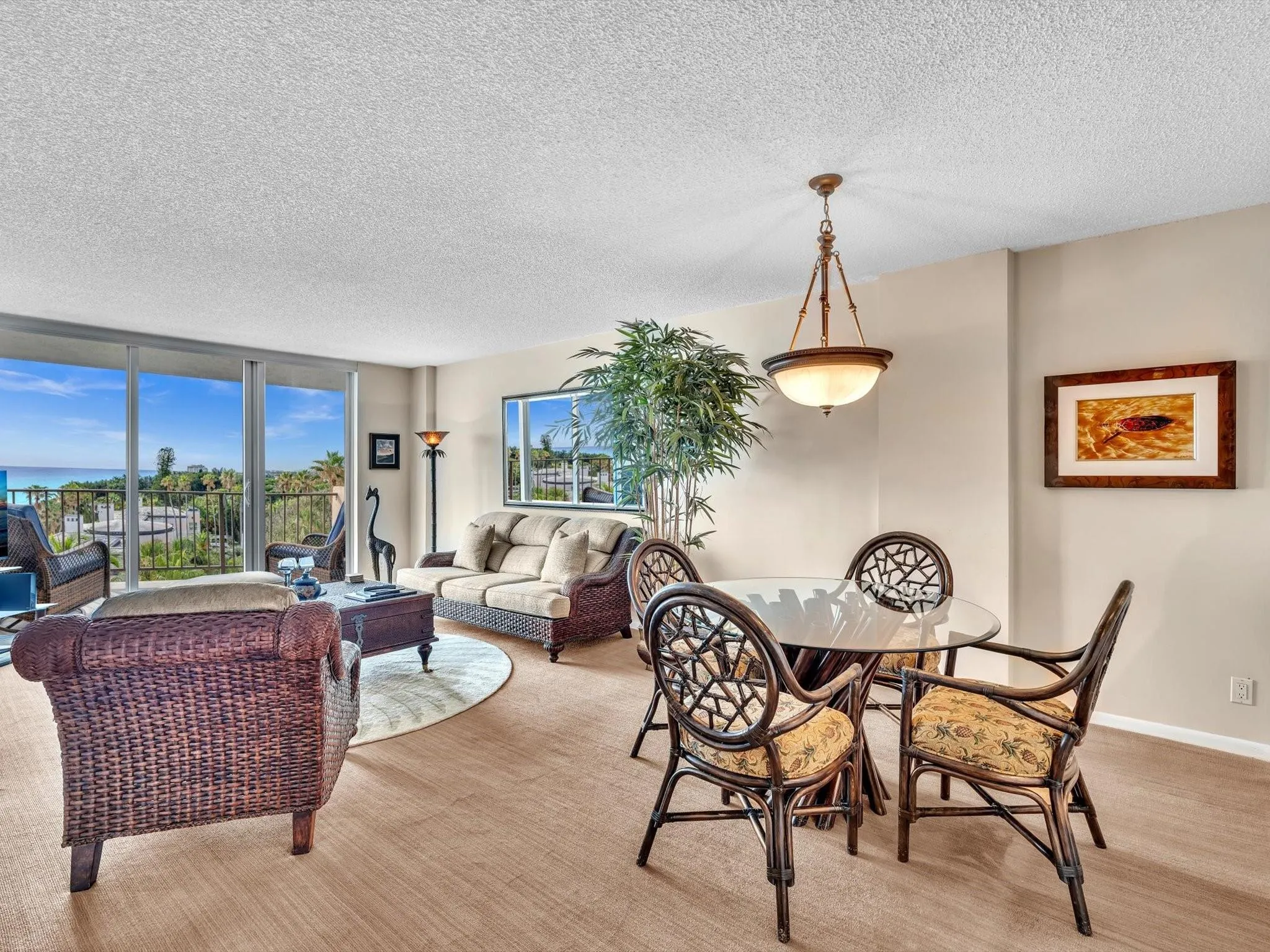 1147 Hillsboro Mile, #802
