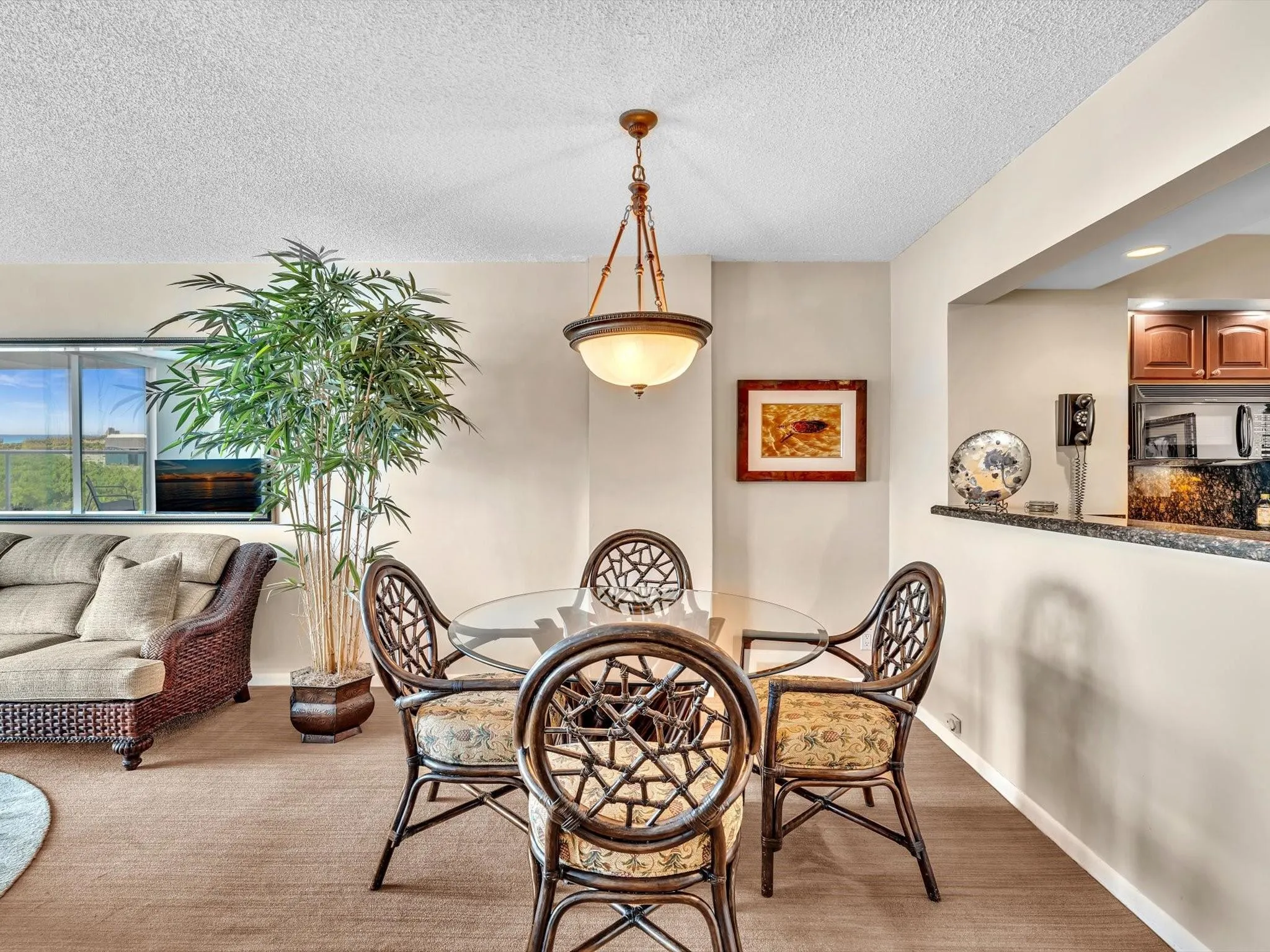 1147 Hillsboro Mile, #802