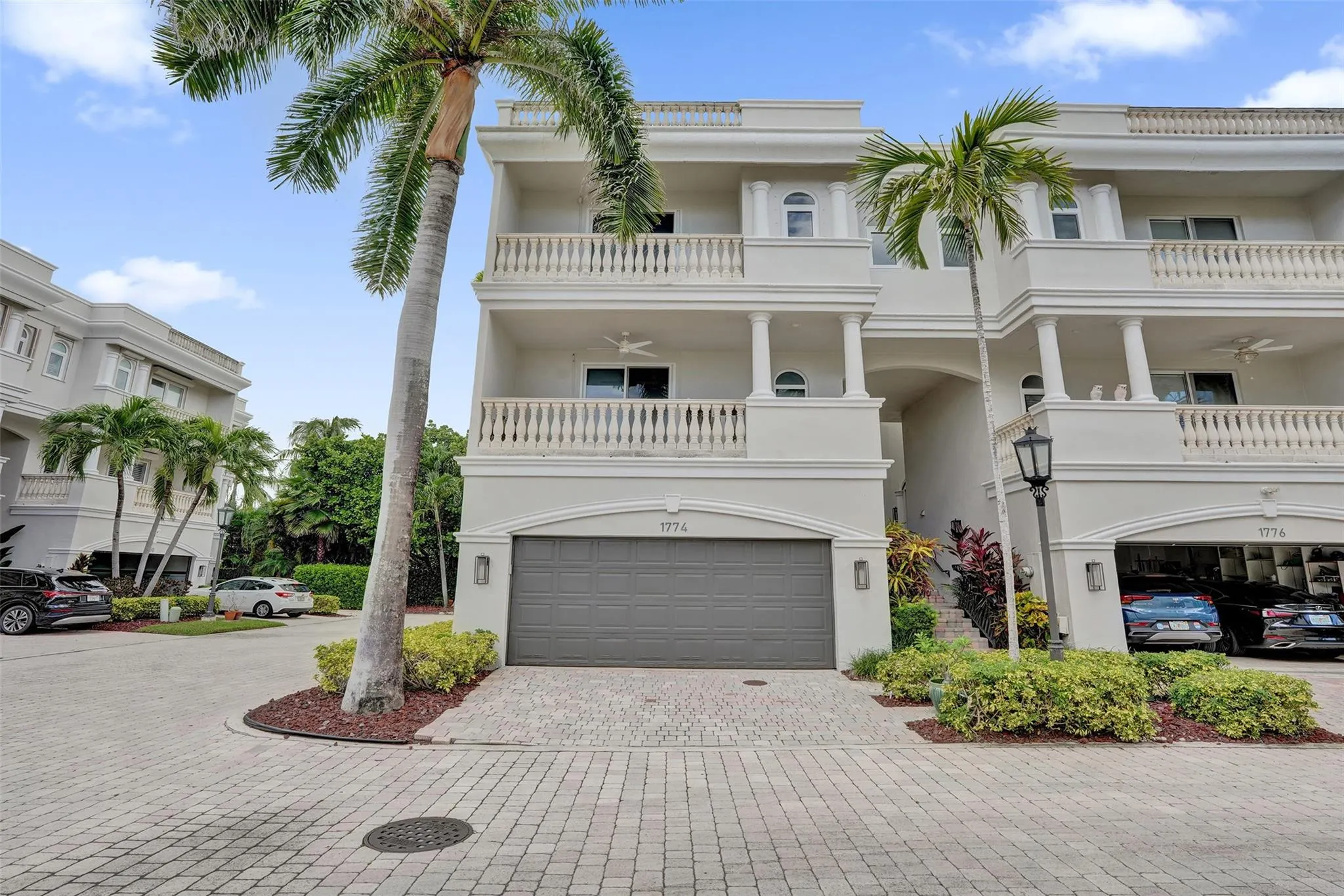 1774 Bay Dr, #18