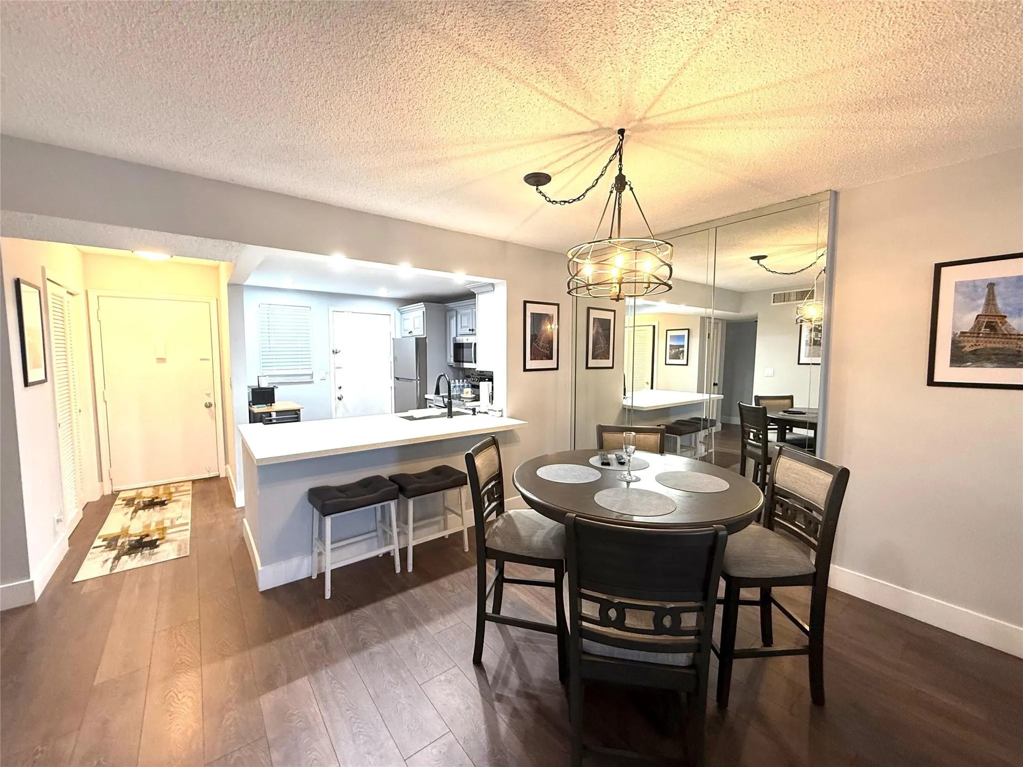1001 NE 14th Ave, #704