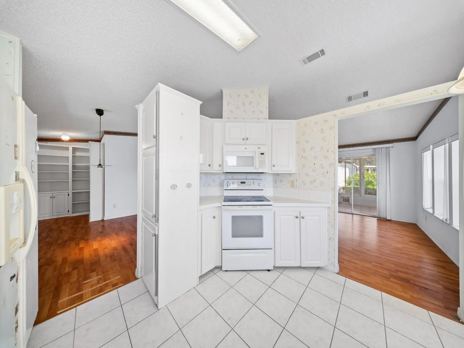 3708 Nimblewill Ct
