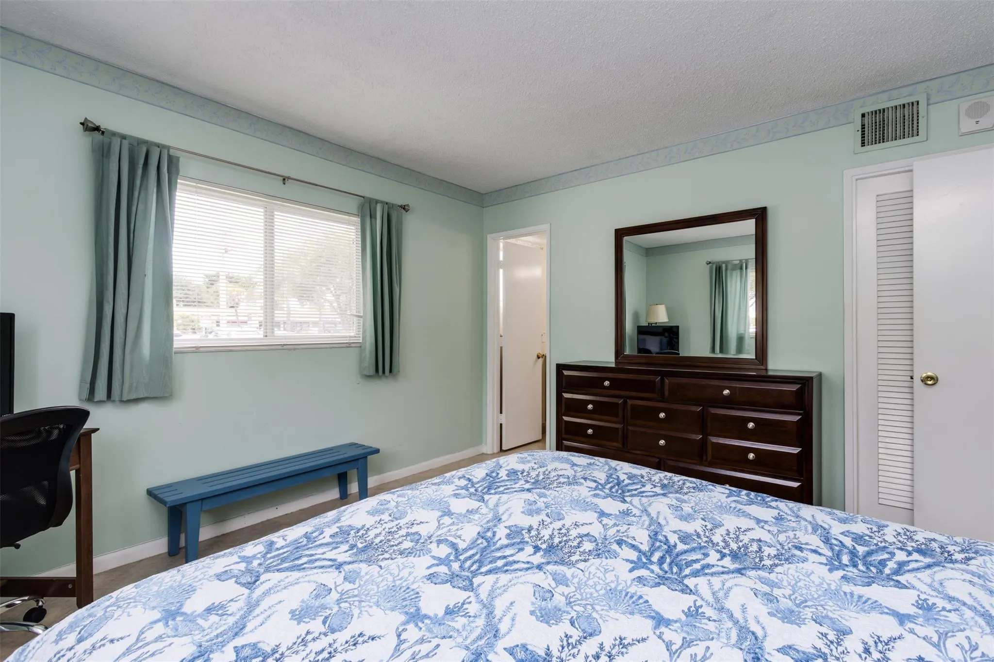 259 S Cypress Rd, #501