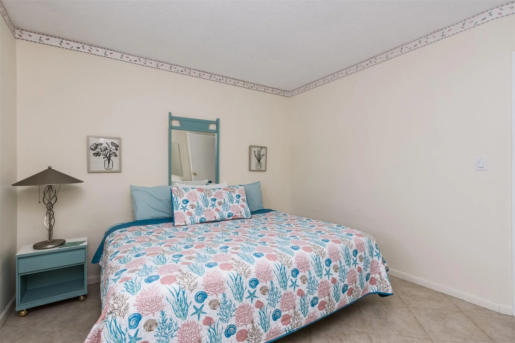 259 S Cypress Rd, #501