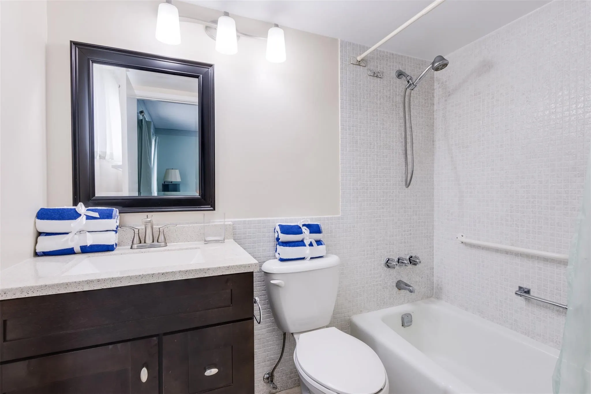 259 S Cypress Rd, #501