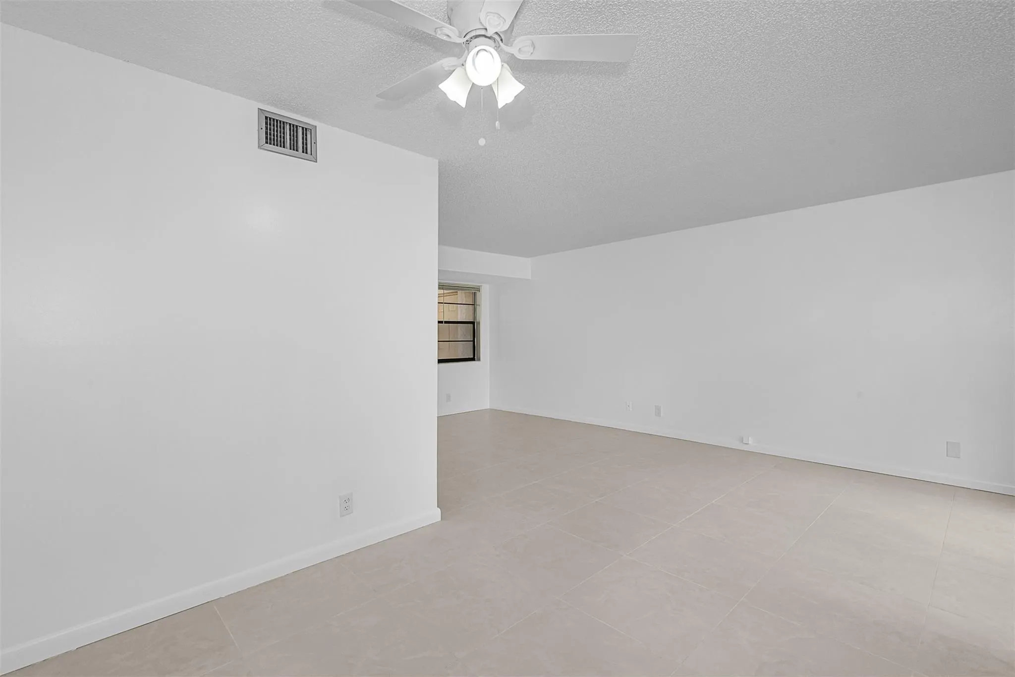 11430 NW 45th St