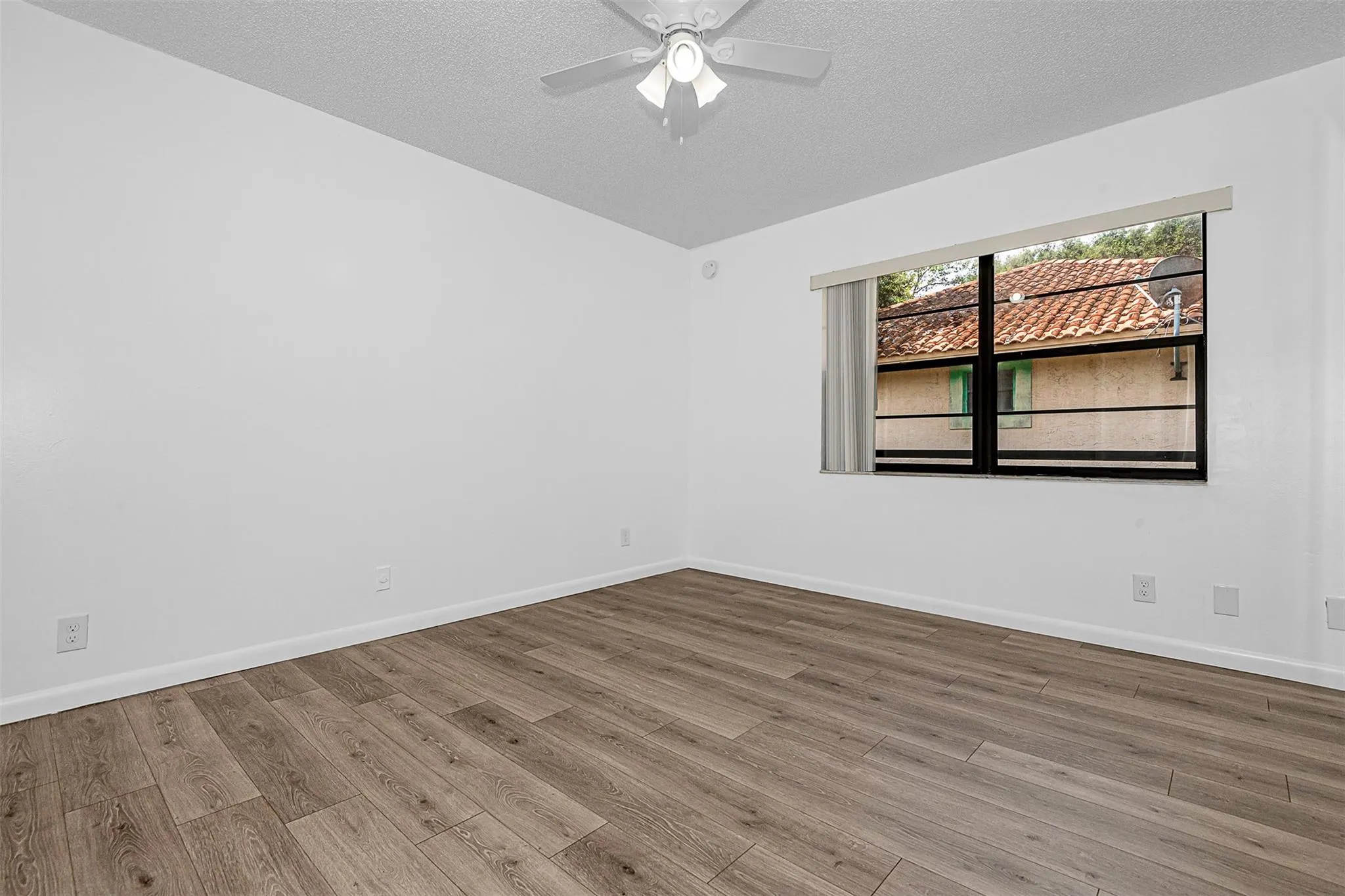 11430 NW 45th St