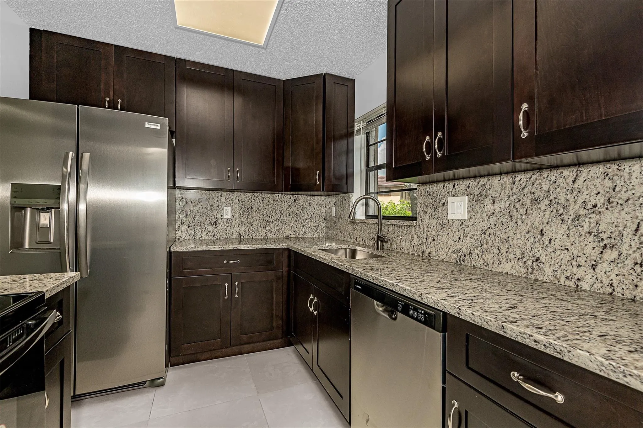 11430 NW 45th St