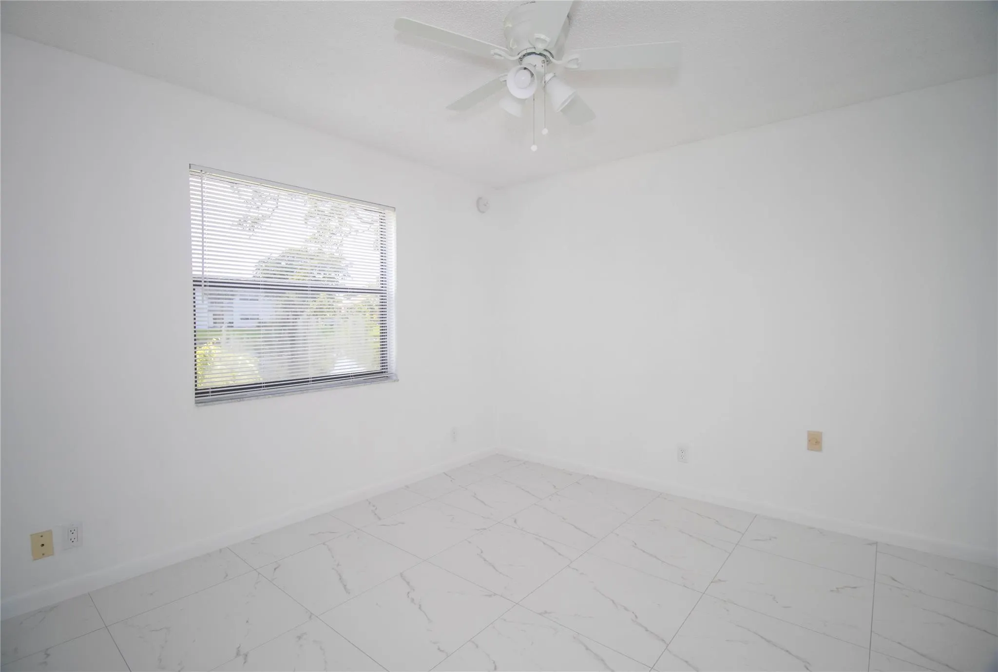 11430 NW 45th St