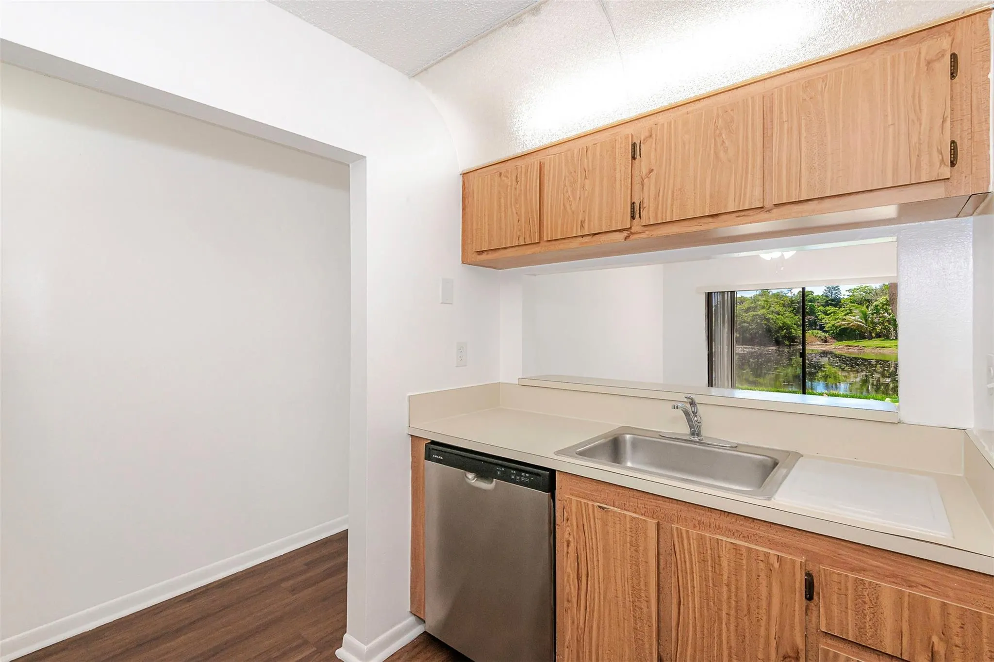 11430 NW 45th St