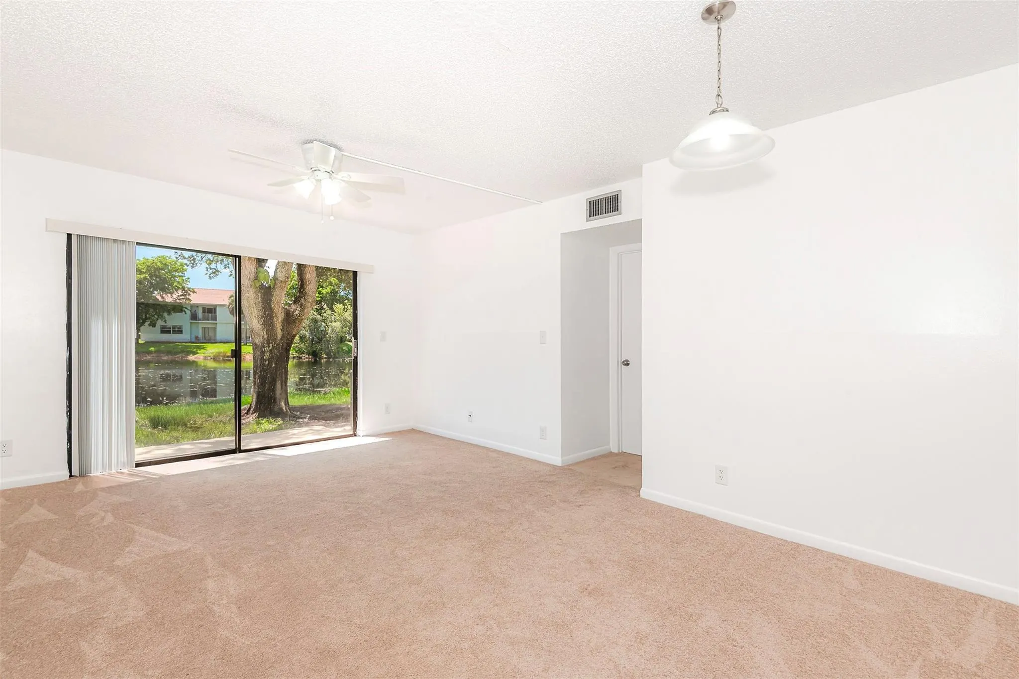 11430 NW 45th St