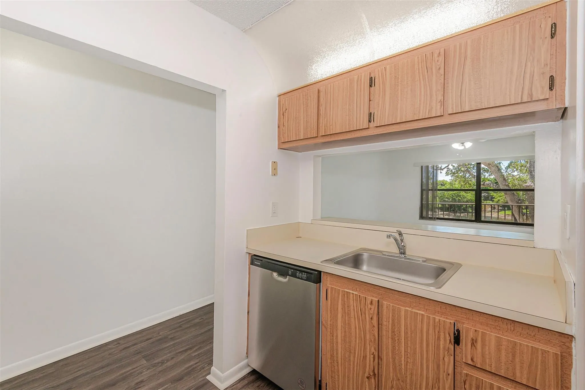 11430 NW 45th St