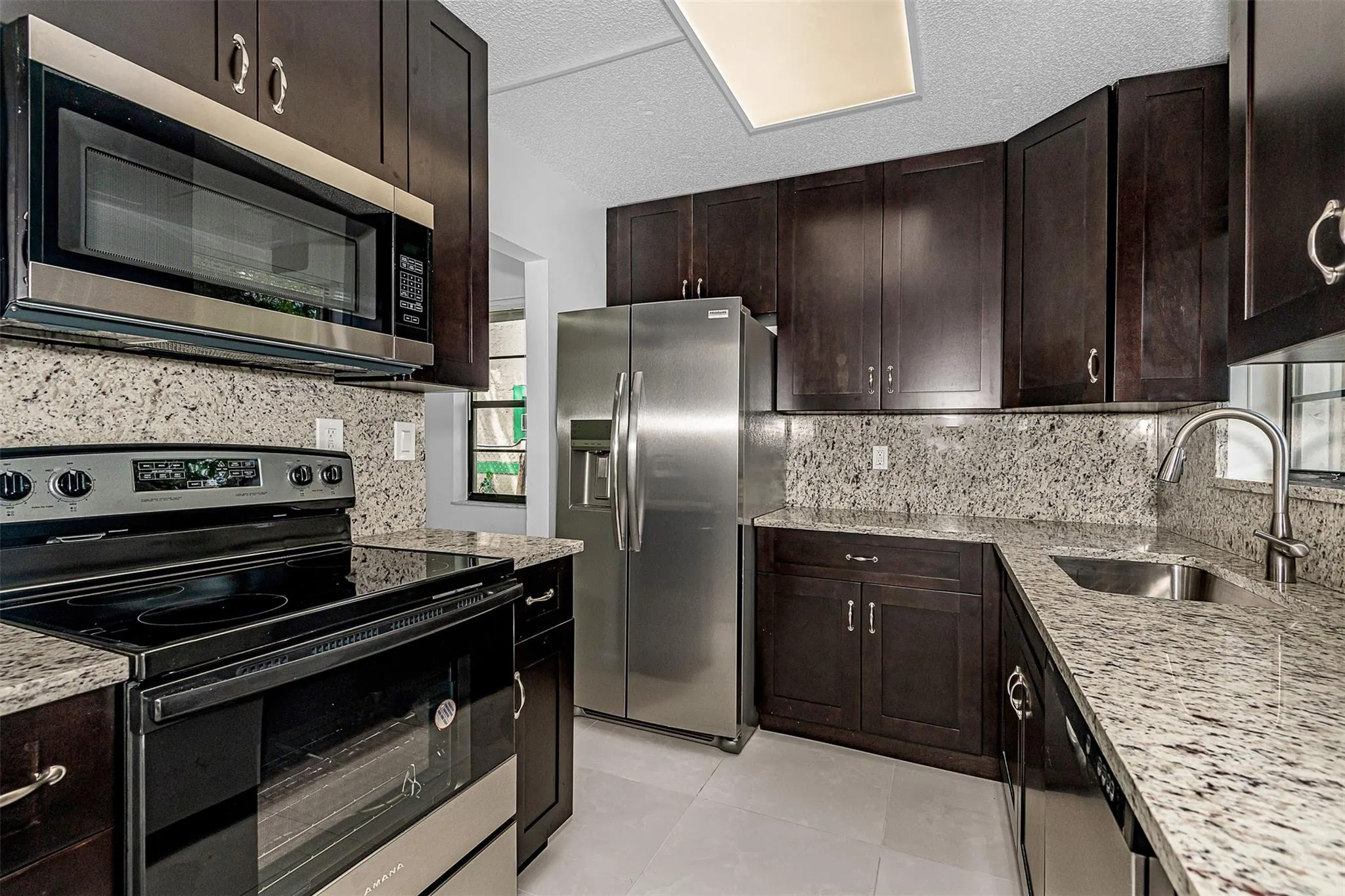 11430 NW 45th St