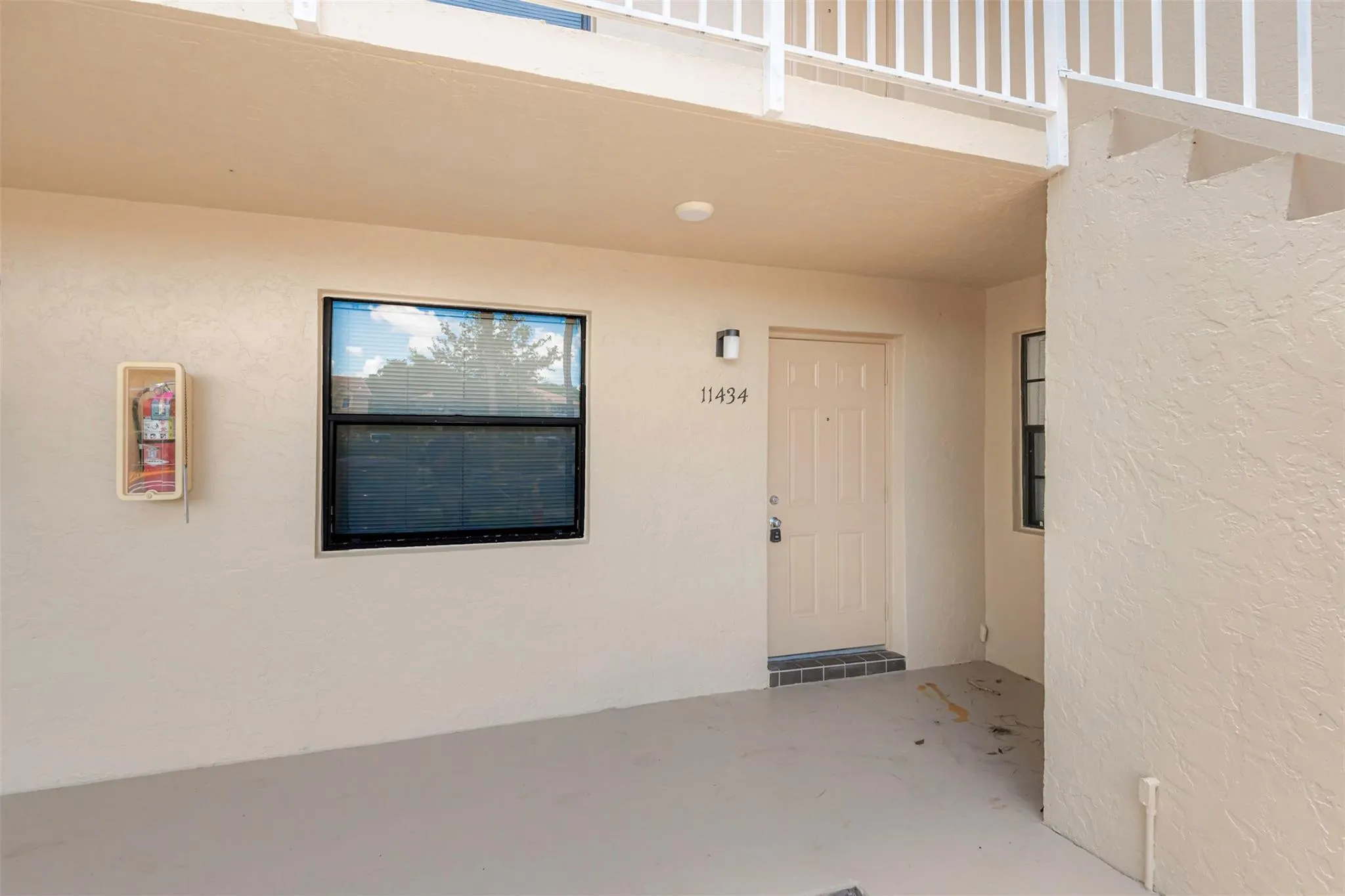 11430 NW 45th St