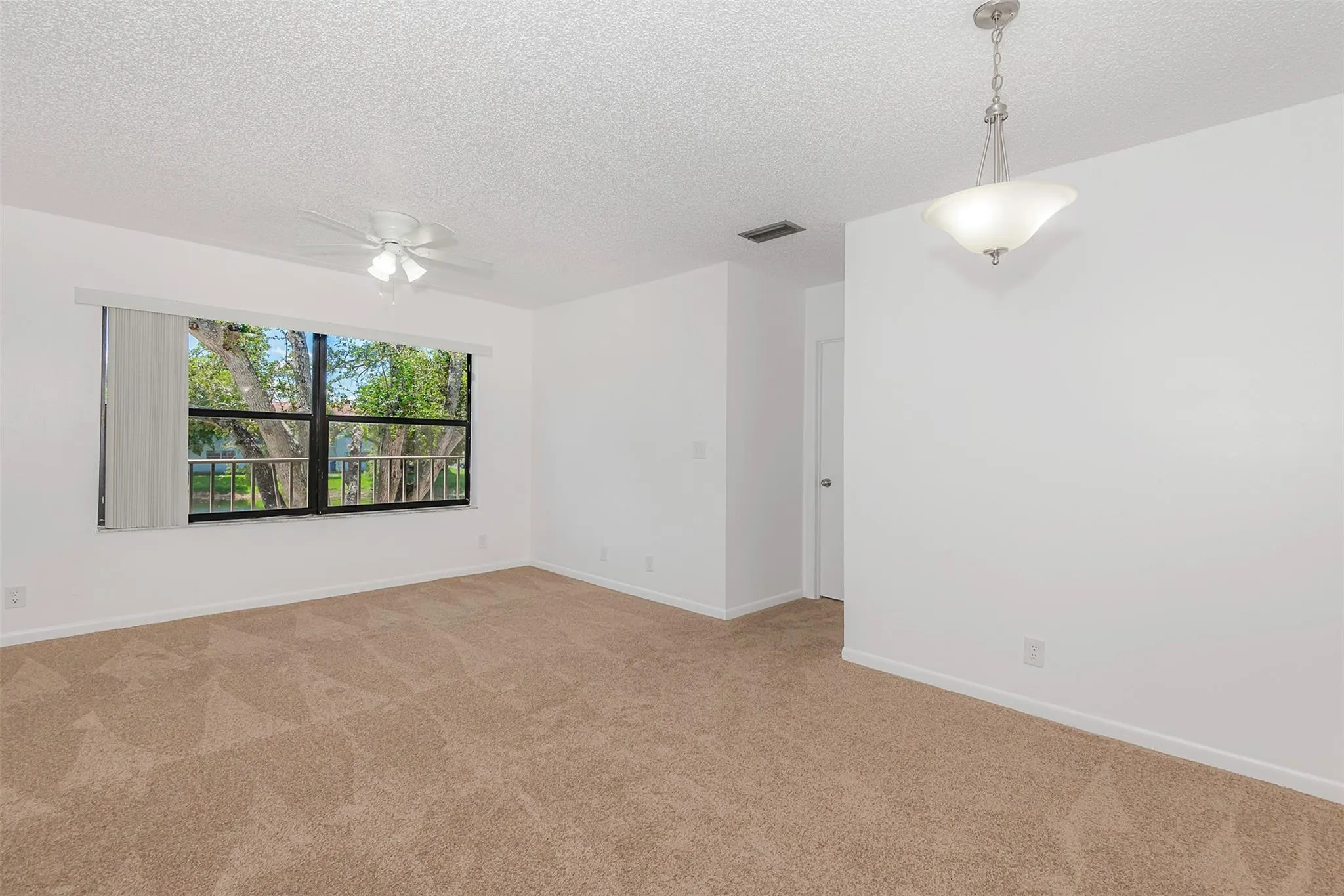 11430 NW 45th St
