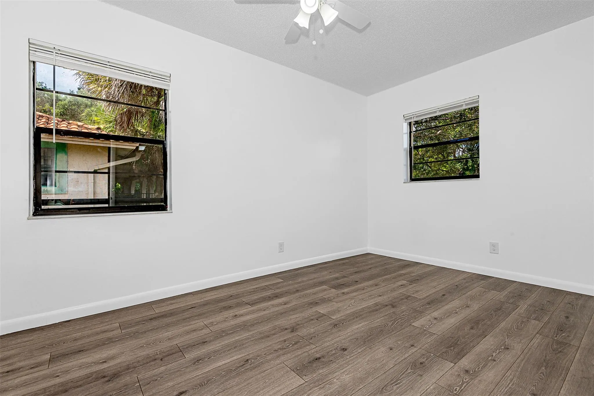 11430 NW 45th St