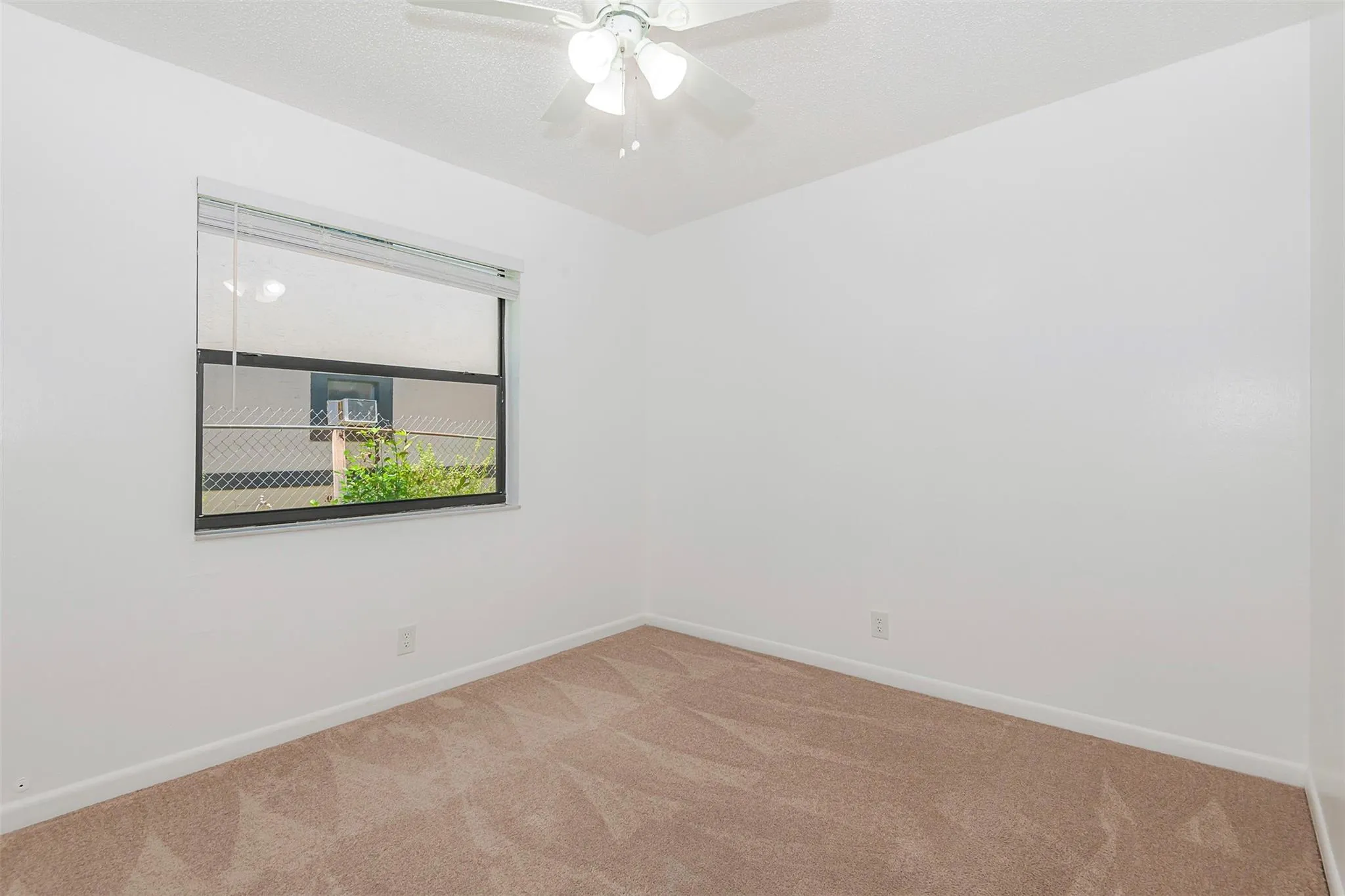 11430 NW 45th St