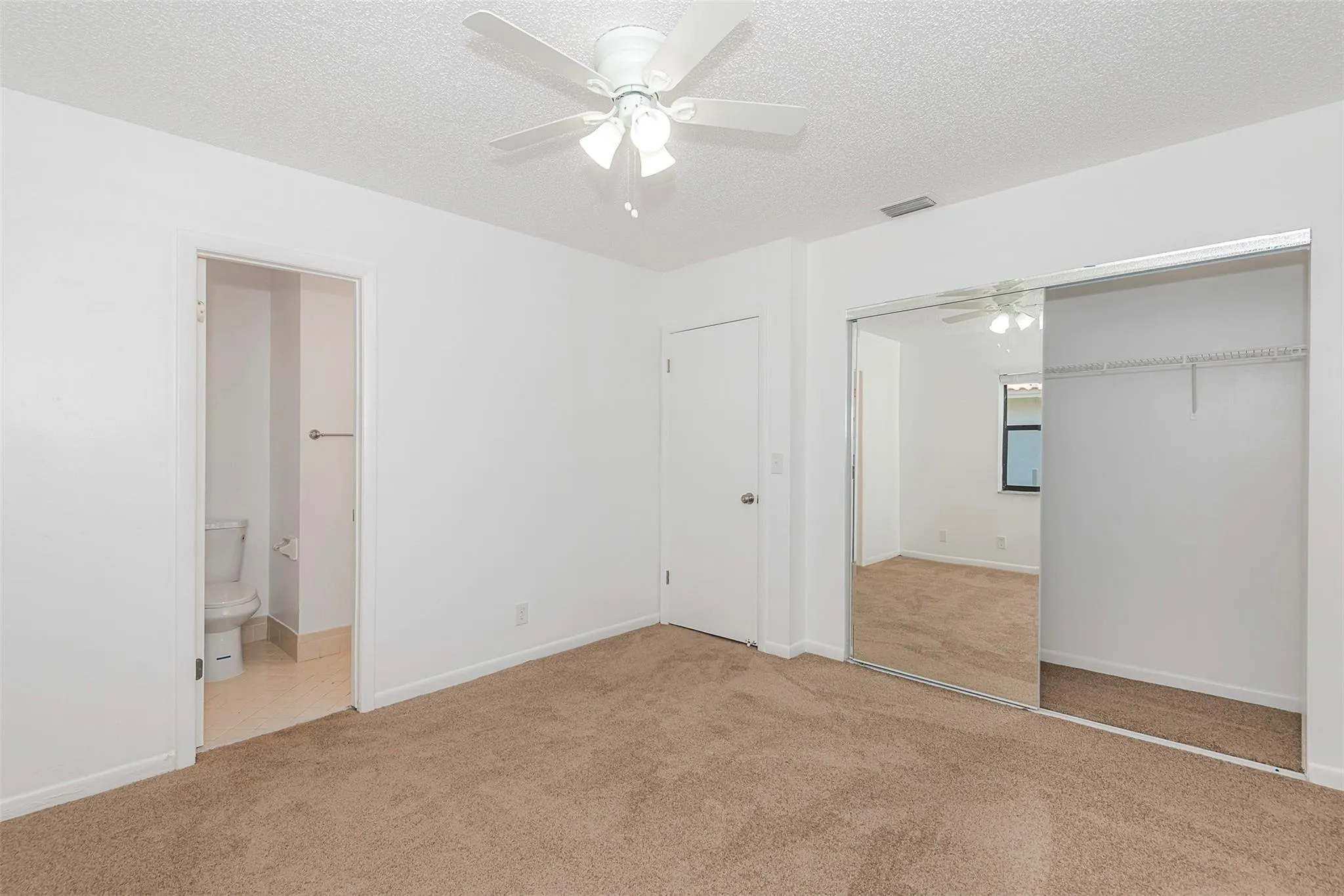11430 NW 45th St