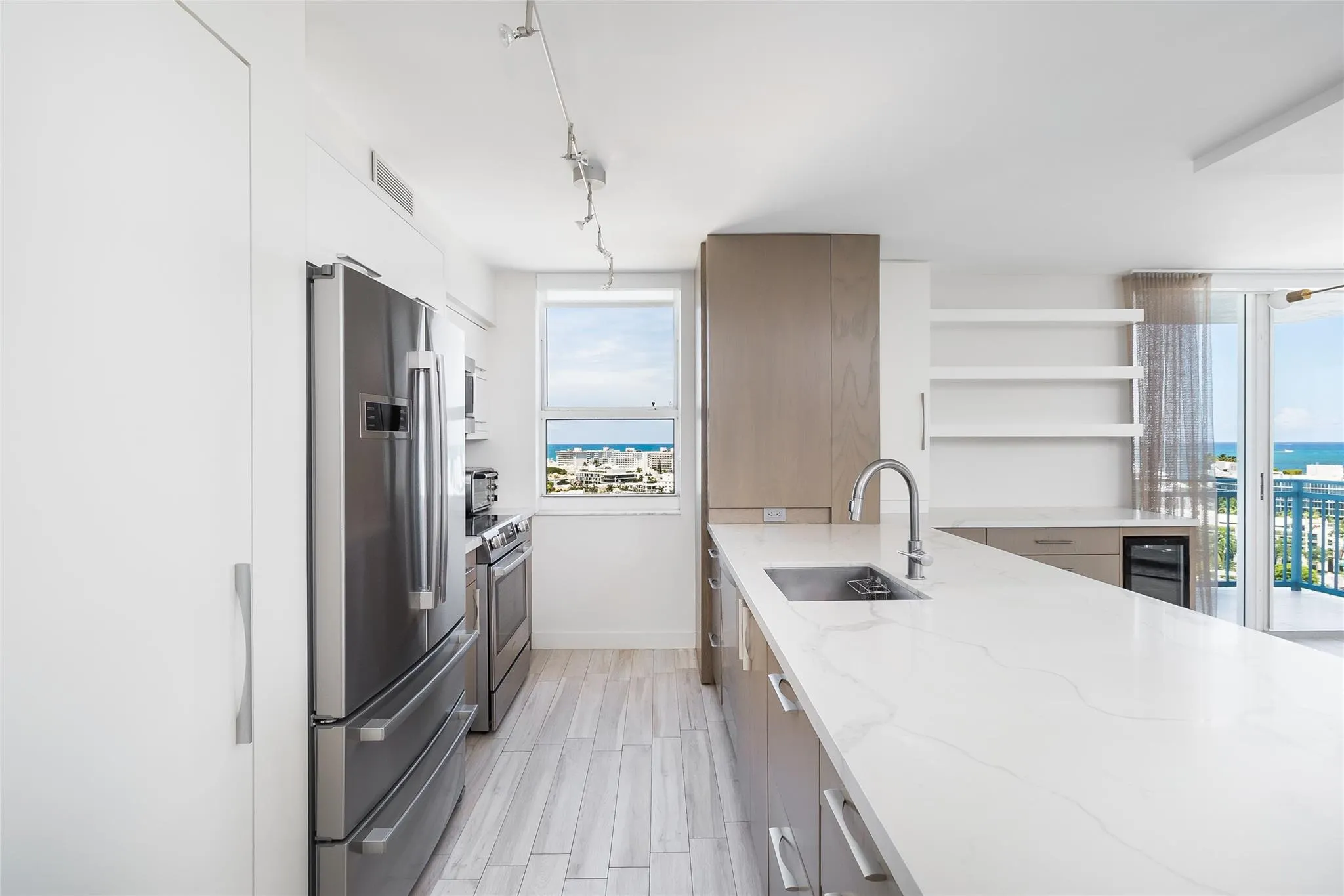 90 Alton Rd, #1701