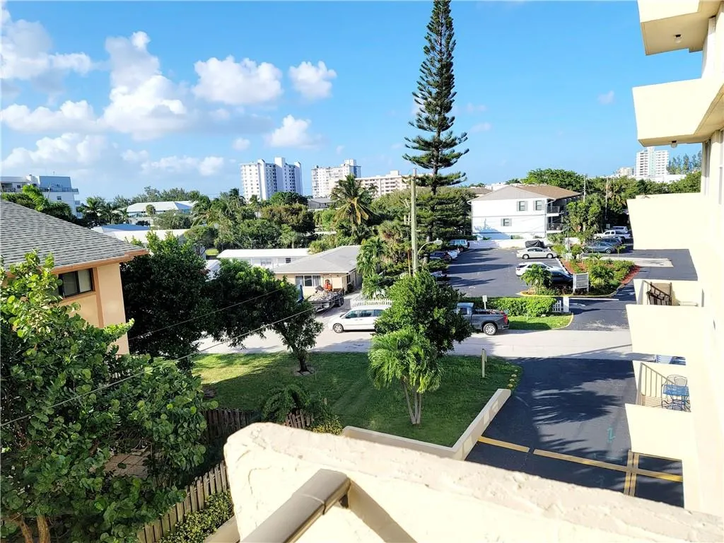 1009 N Ocean Blvd, #411