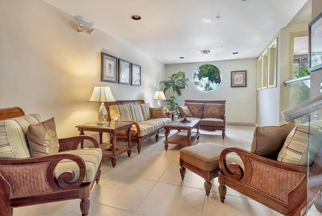 1009 N Ocean Blvd, #411