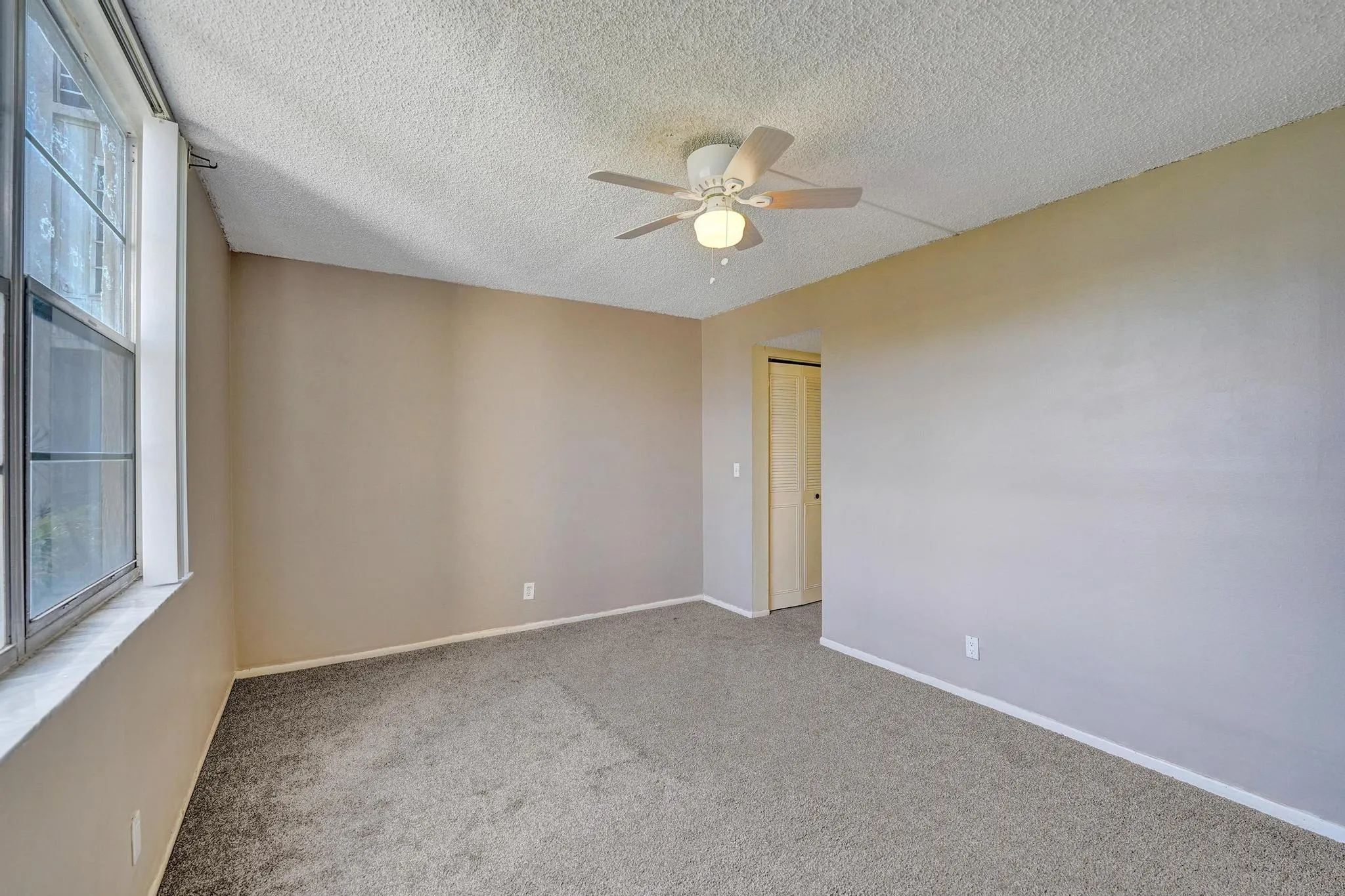 9440 Poinciana Pl, #109